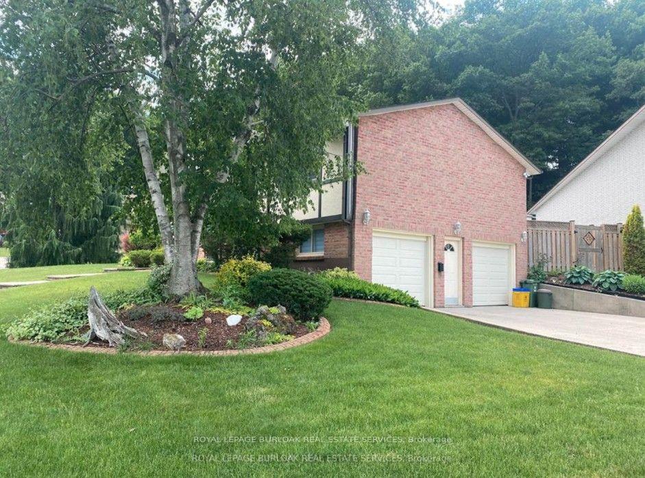 Photo 5 of 4 Sunhaven Court, Hamilton, Stoney Creek — HOMEH