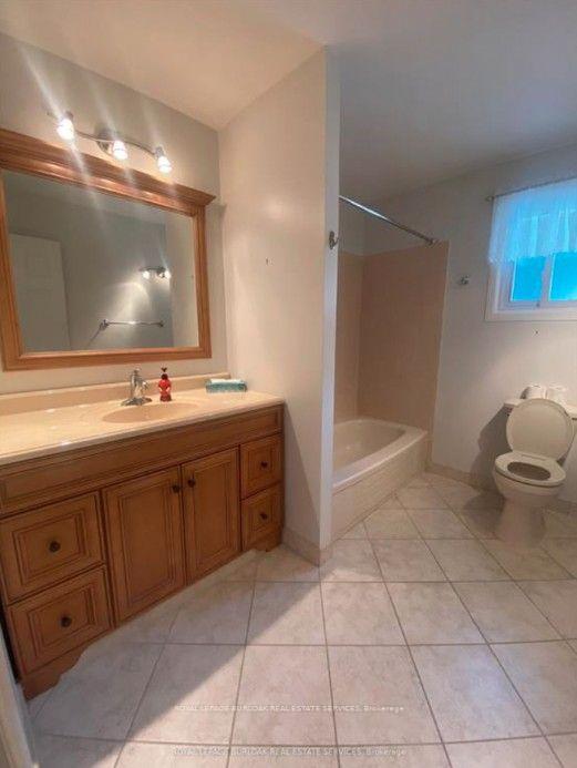 Photo 14 of 4 Sunhaven Court, Hamilton, Stoney Creek — HOMEH