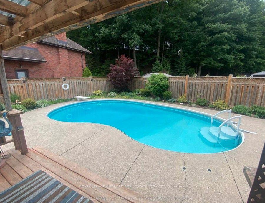 Photo 23 of 4 Sunhaven Court, Hamilton, Stoney Creek — HOMEH