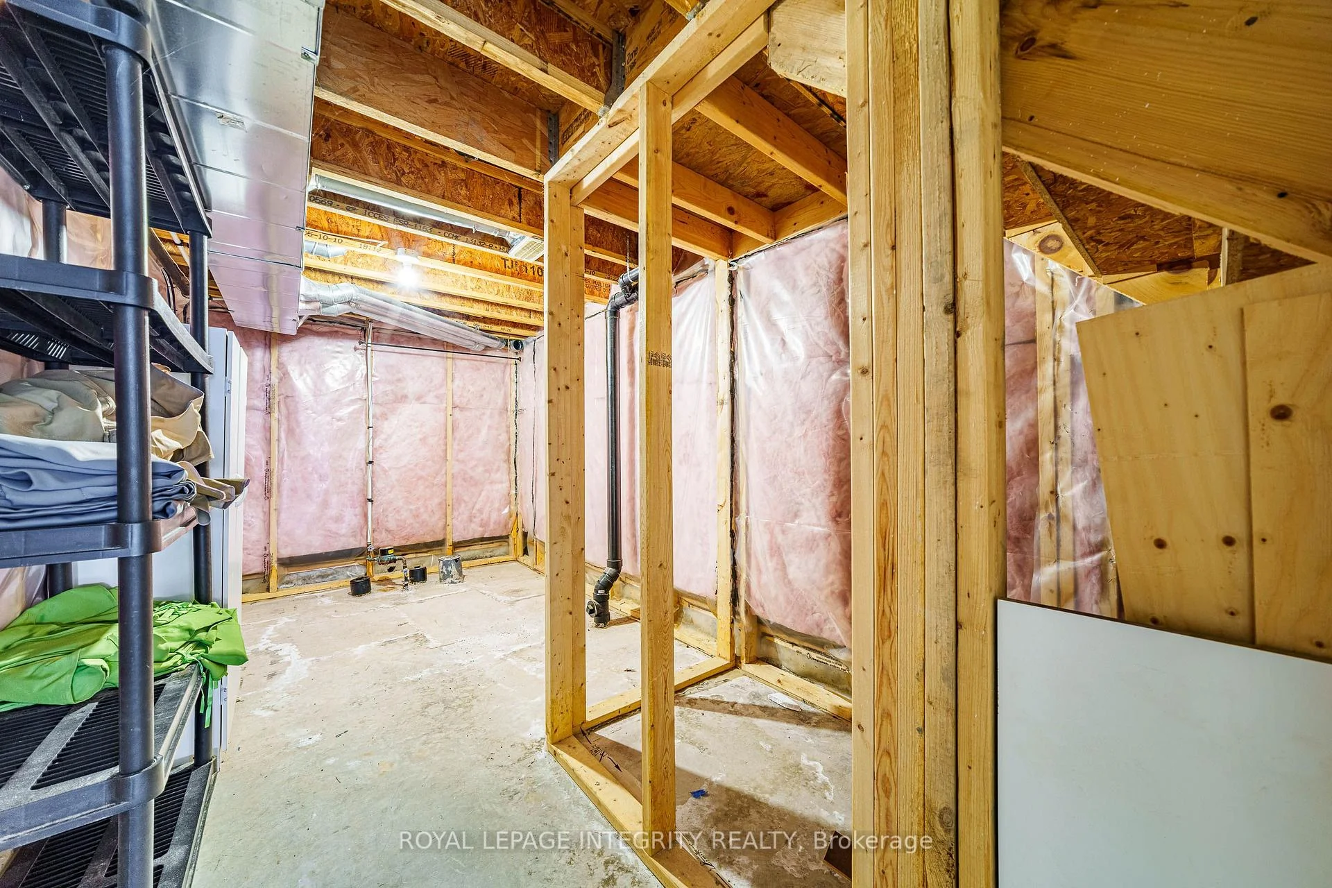 Photo 52 of 6067 North Bluff Drive, Ottawa, Riverside South/Gloucester Glen — HOMEH