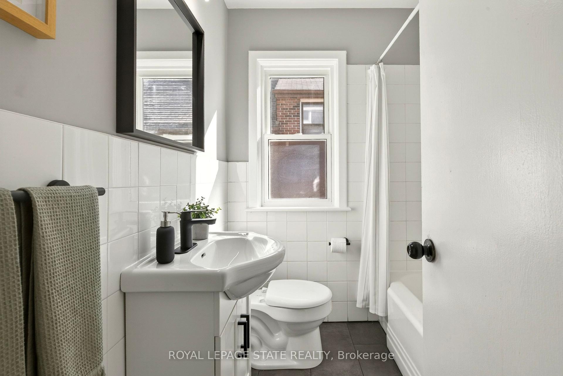 Photo 18 of 33 East 34th Street, Hamilton, Raleigh — HOMEH