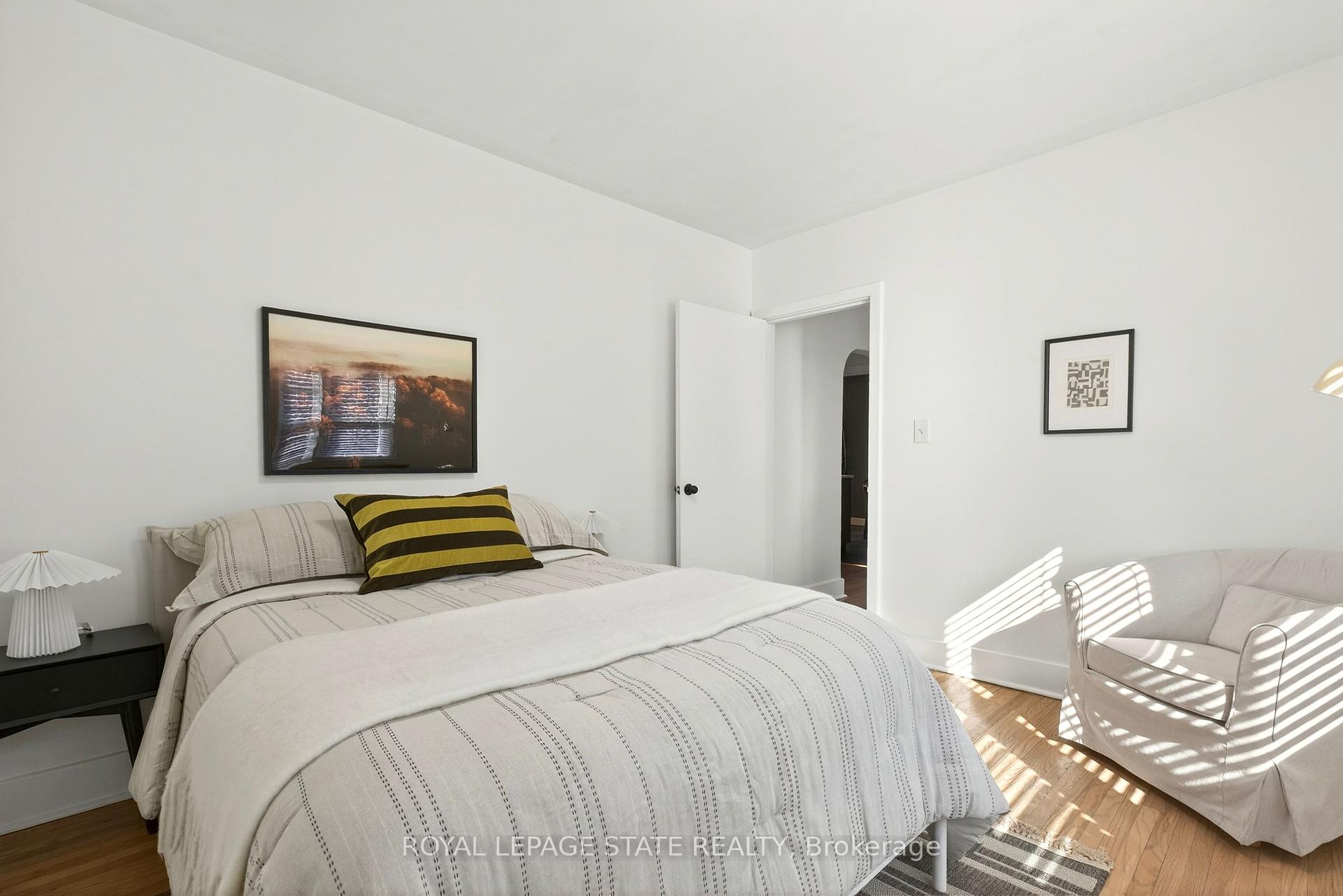 Photo 23 of 33 East 34th Street, Hamilton, Raleigh — HOMEH