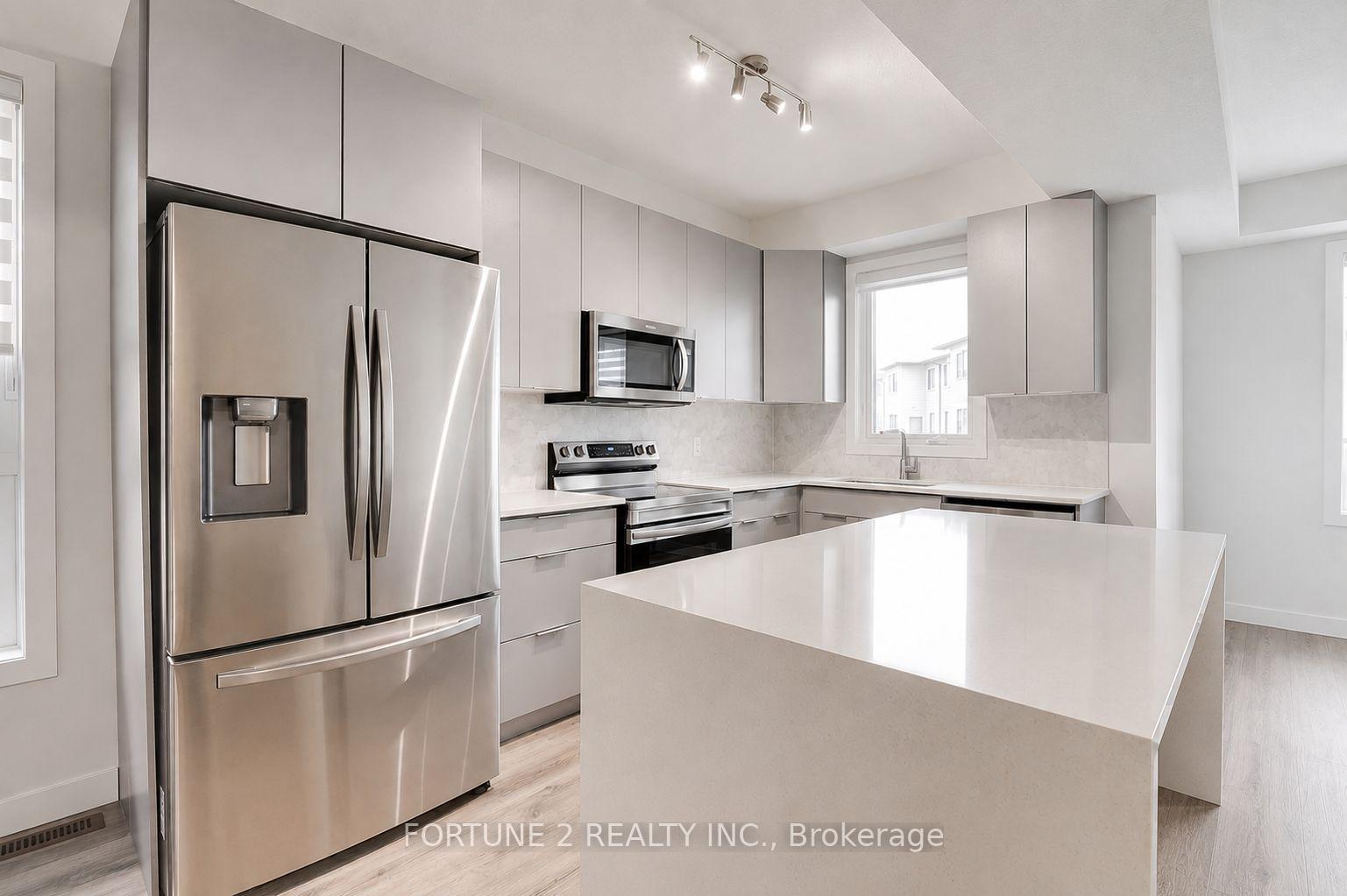 Photo 4 of Unit 80, 3380 Singleton Avenue, London, South W — HOMEH