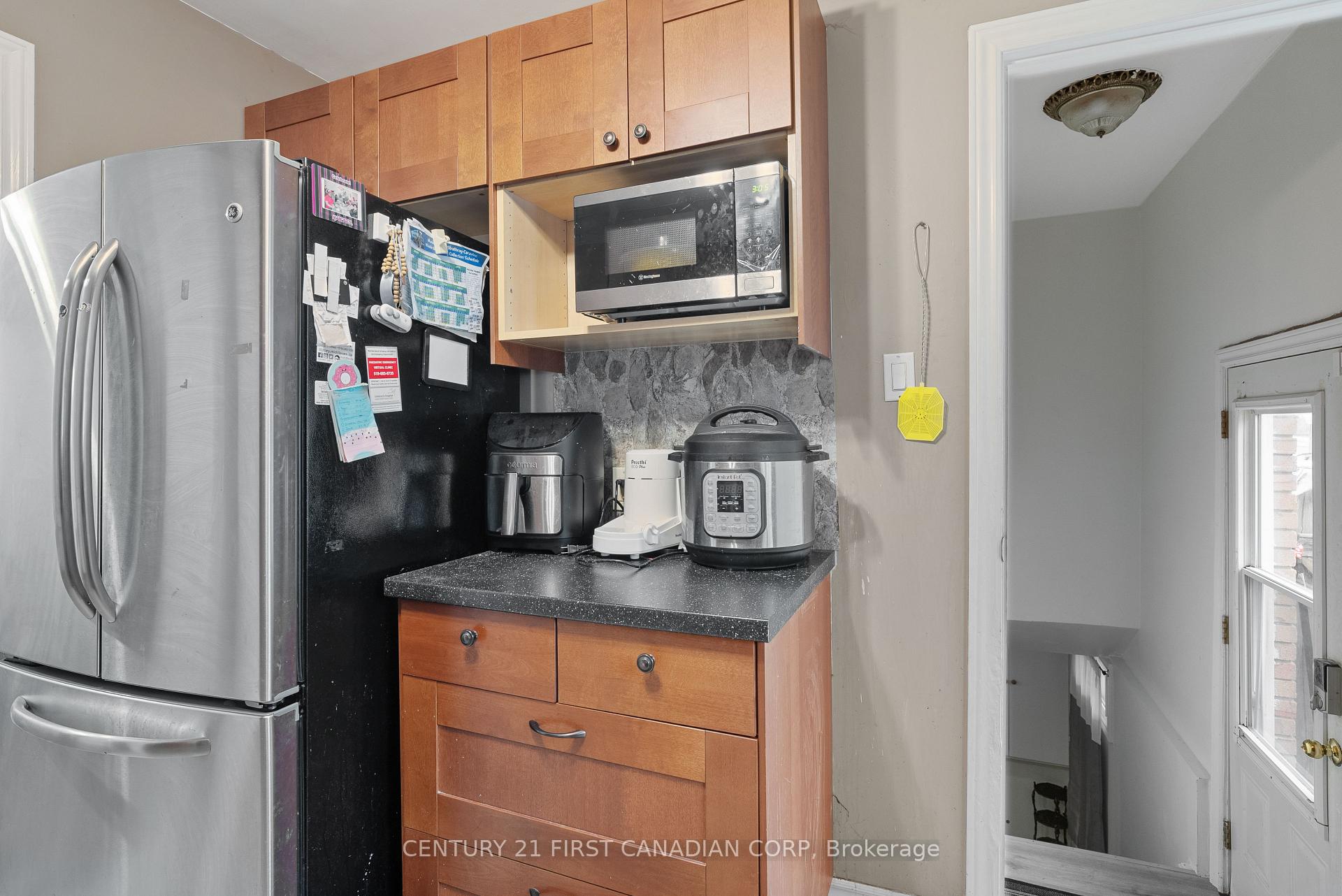 Photo 9 of 54 Brennan Drive N, Strathroy-Caradoc, NW — HOMEH