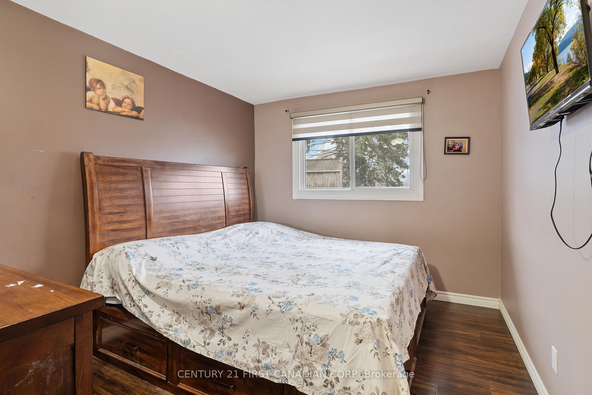 Photo 11 of 54 Brennan Drive N, Strathroy-Caradoc, NW — HOMEH