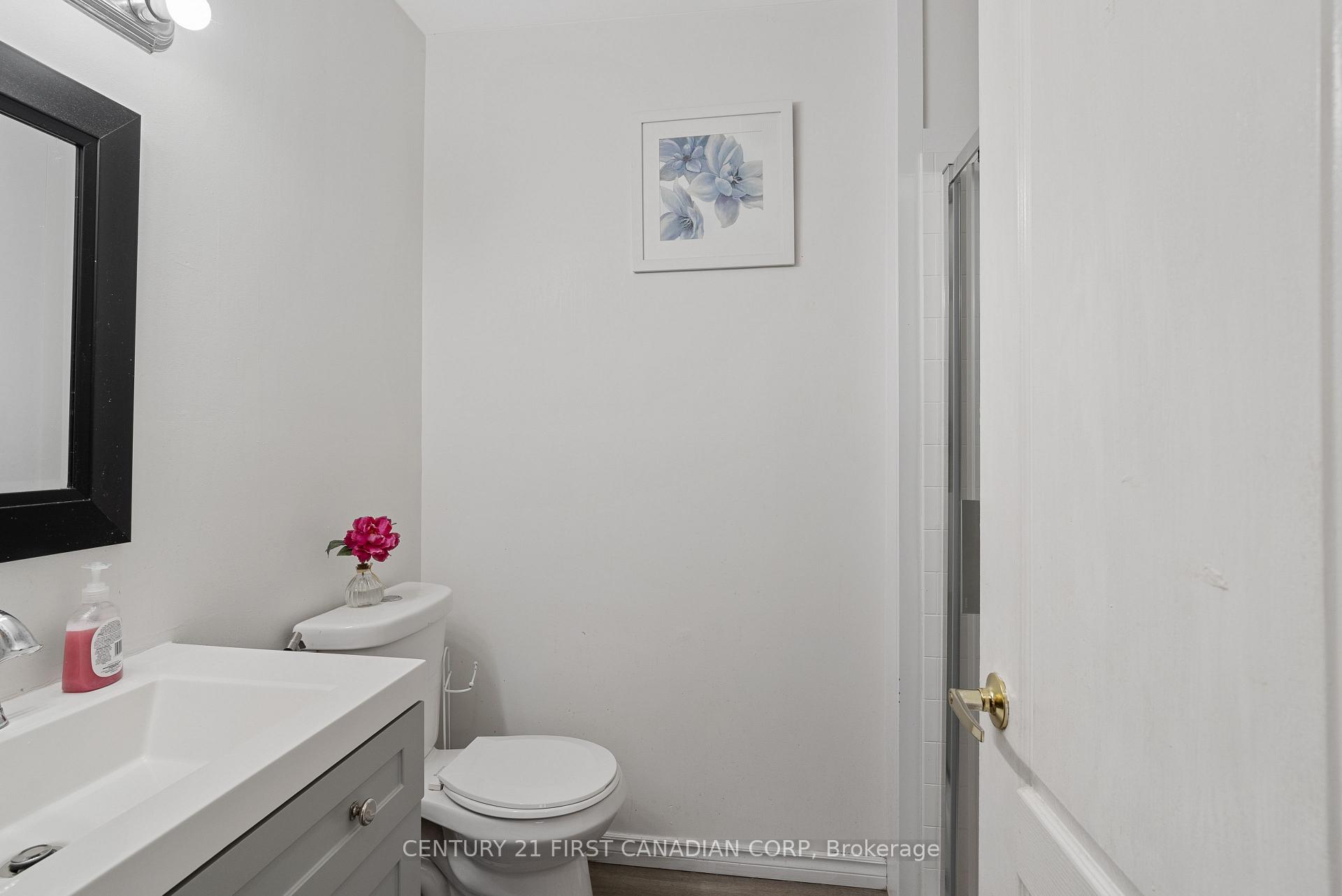 Photo 15 of 54 Brennan Drive N, Strathroy-Caradoc, NW — HOMEH