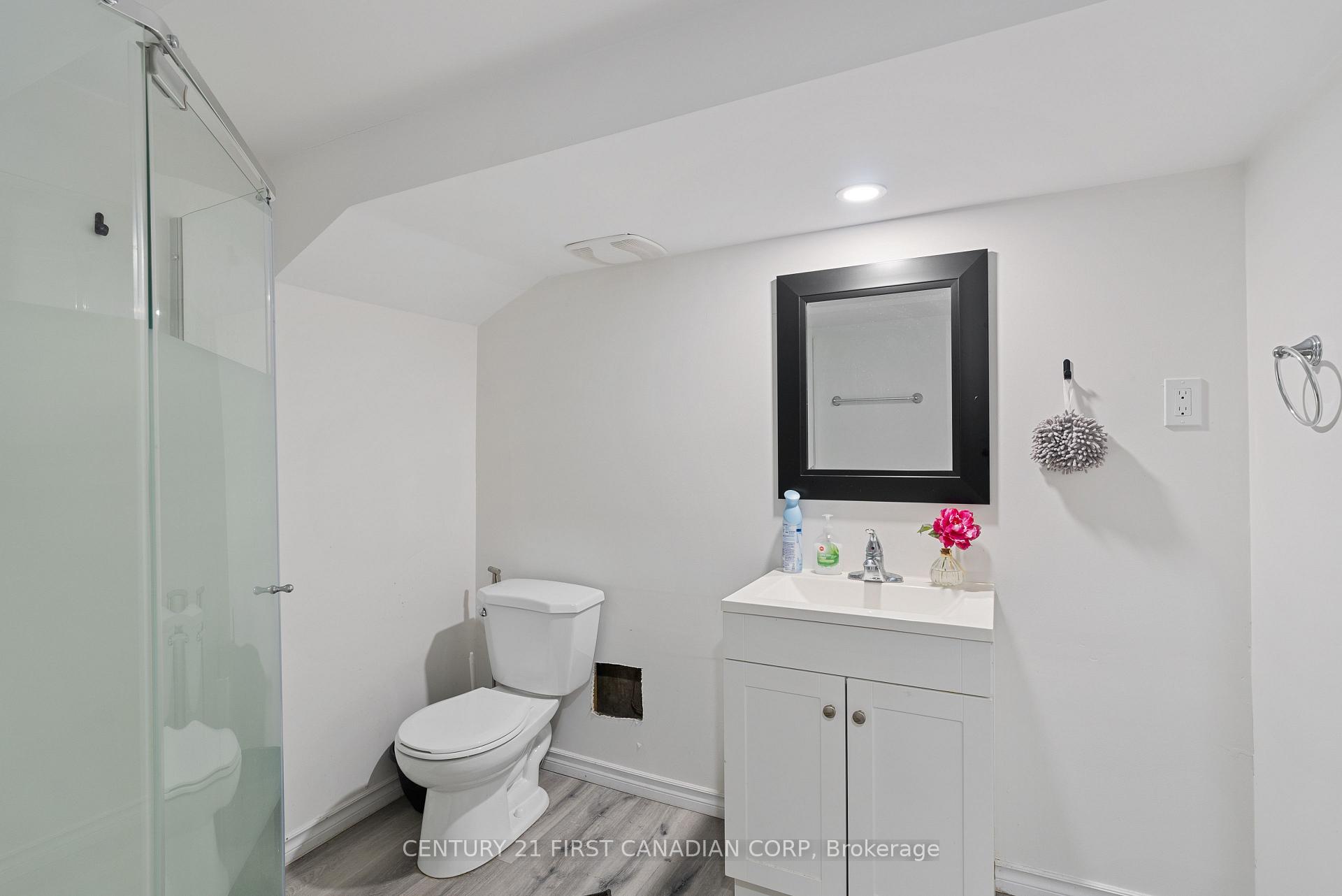 Photo 24 of 54 Brennan Drive N, Strathroy-Caradoc, NW — HOMEH
