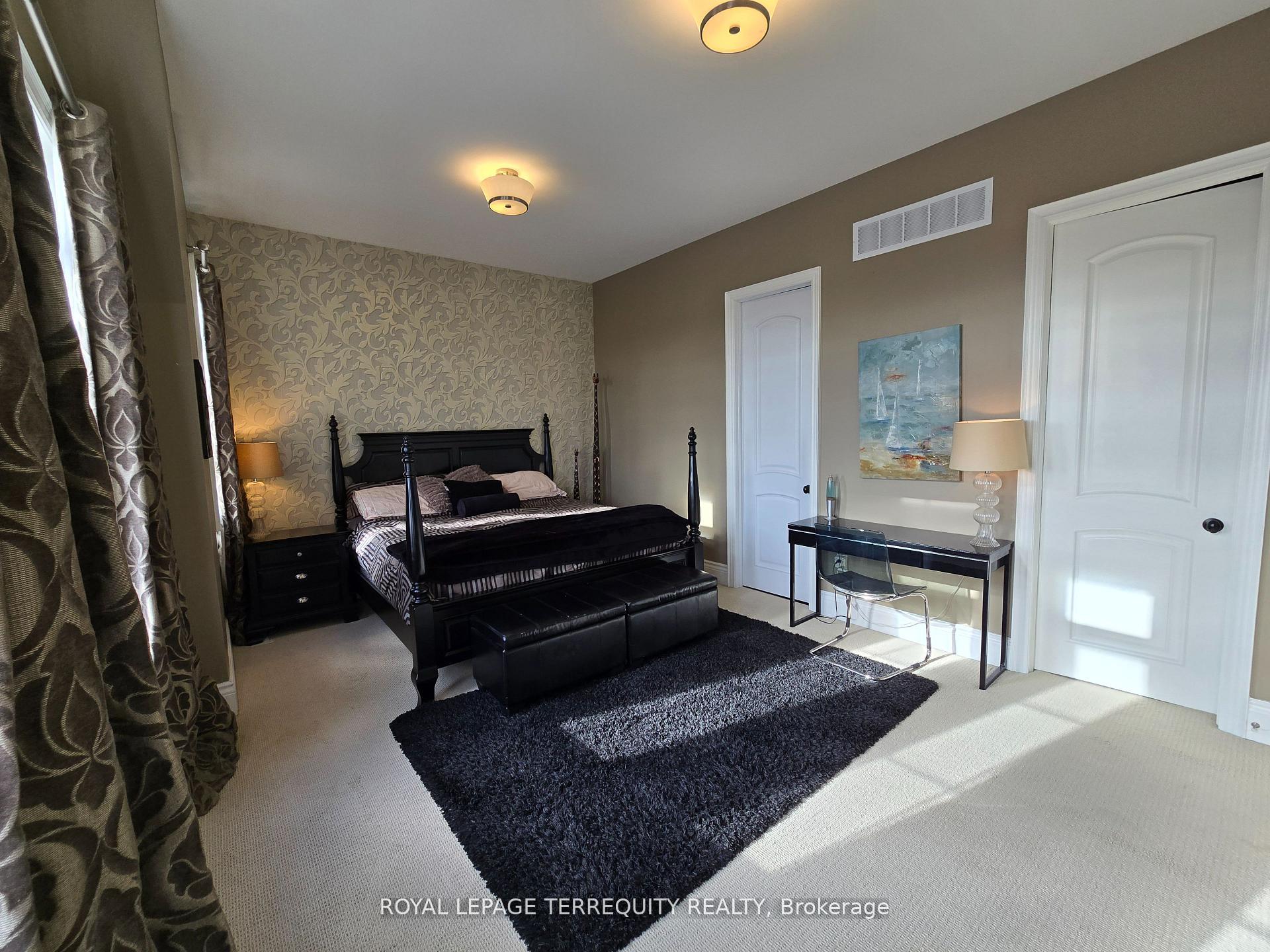 Photo 26 of 19 Black Diamond Crescent, Brampton, Credit Valley — HOMEH