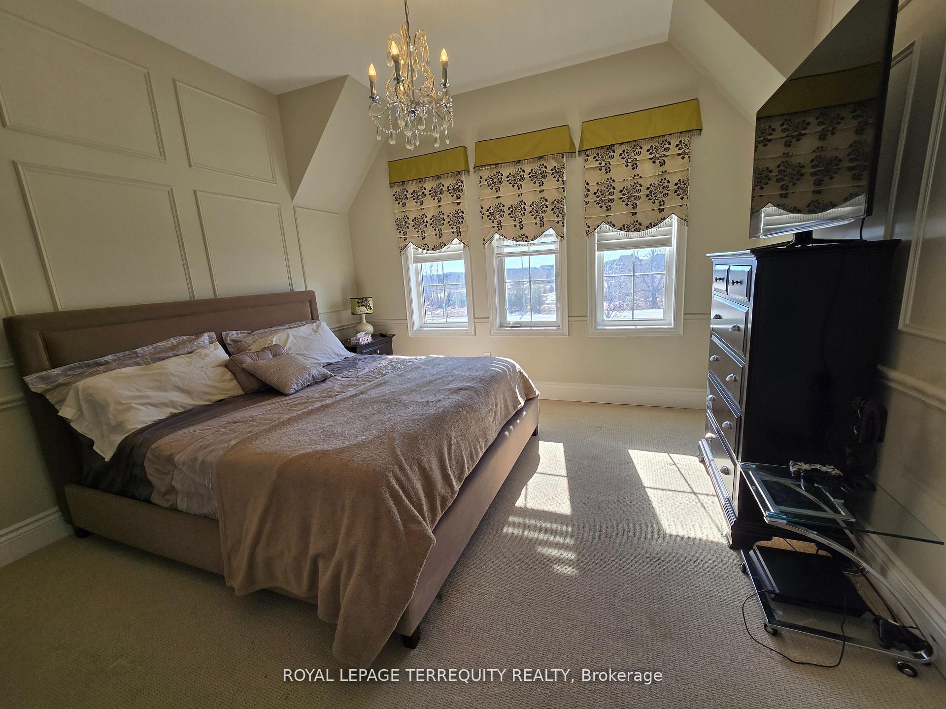 Photo 34 of 19 Black Diamond Crescent, Brampton, Credit Valley — HOMEH