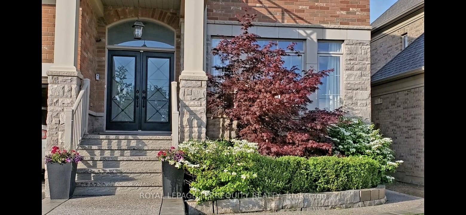Photo 38 of 19 Black Diamond Crescent, Brampton, Credit Valley — HOMEH