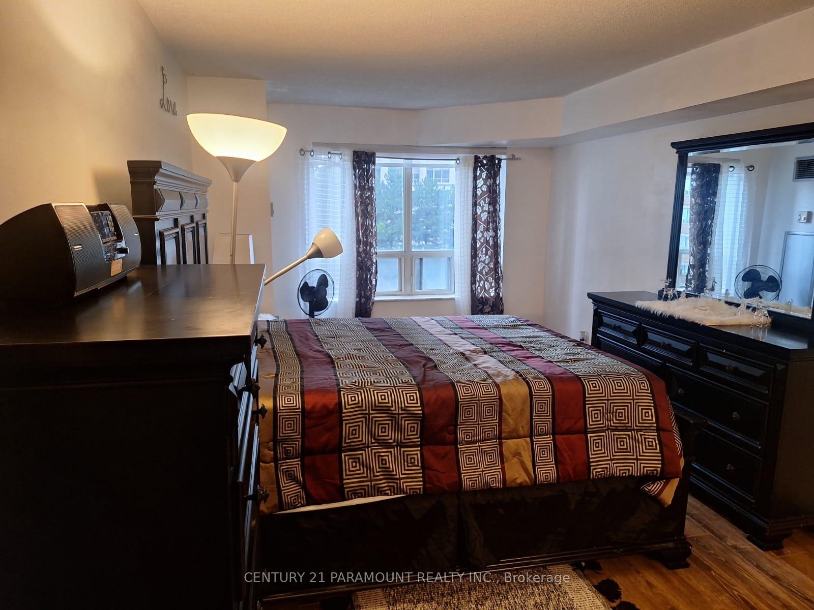 Photo 11 of Unit 404, 325 Webb Drive N, Mississauga, City Centre — HOMEH
