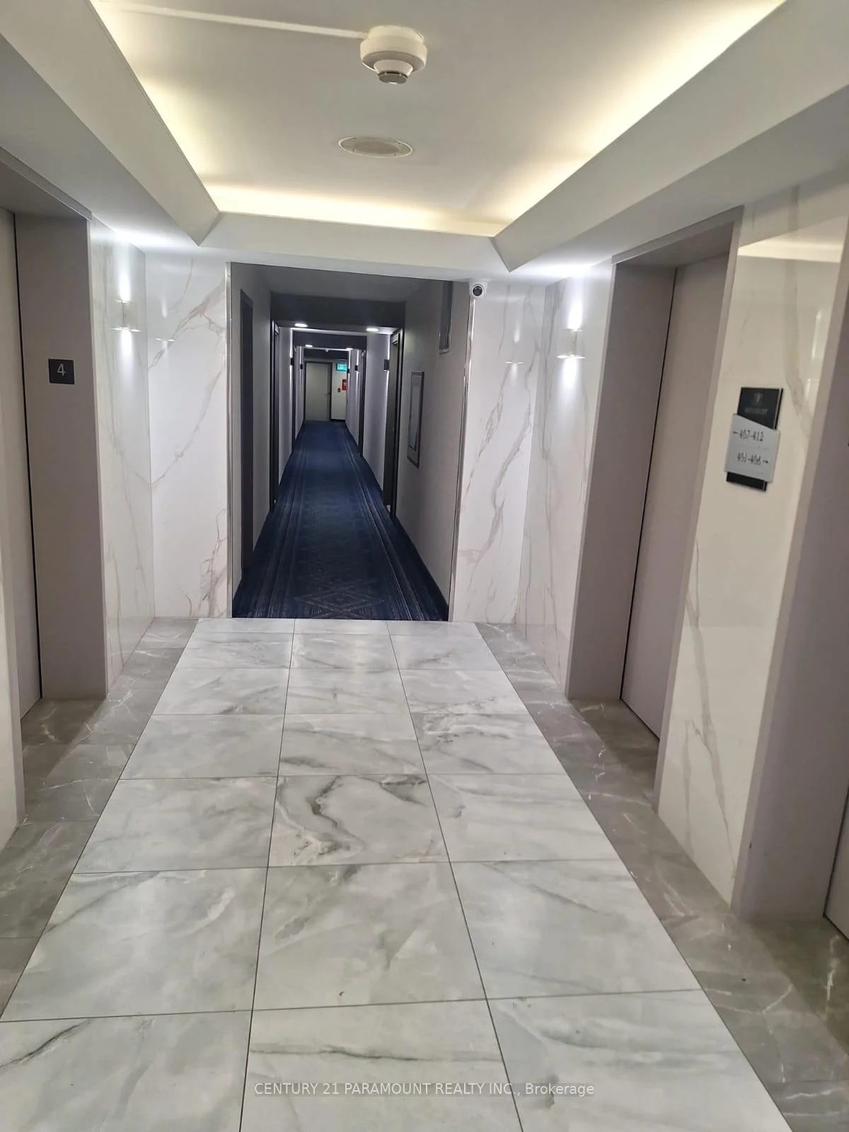 Photo 13 of Unit 404, 325 Webb Drive N, Mississauga, City Centre — HOMEH