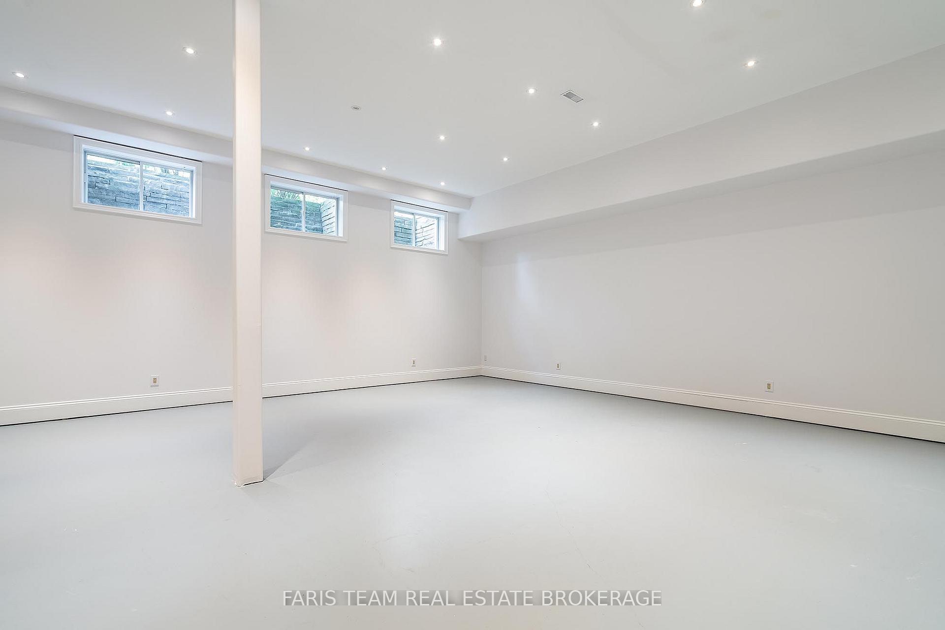 Photo 36 of 6 Midves Court, Springwater, Midhurst — HOMEH