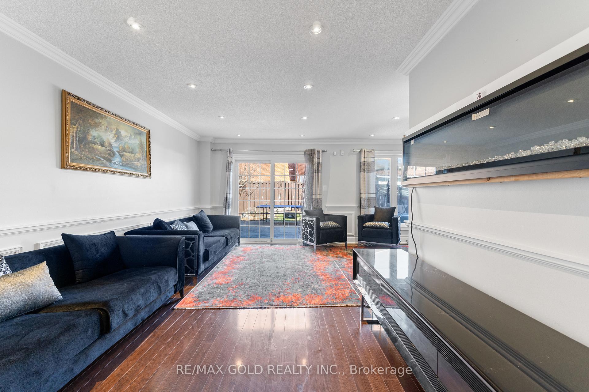 Photo 7 of 115 Misty Meadow Drive, Vaughan, East Woodbridge — HOMEH