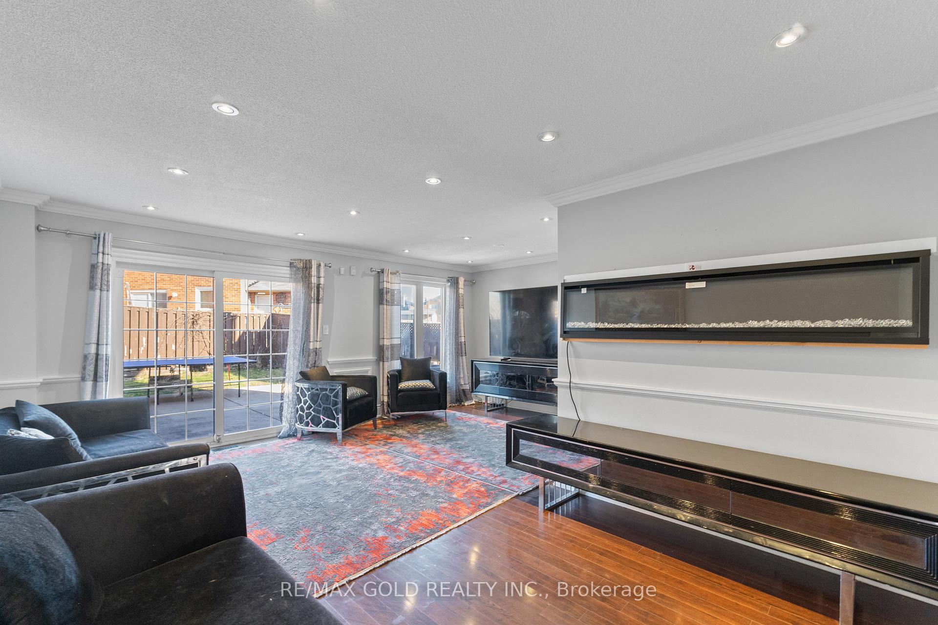 Photo 9 of 115 Misty Meadow Drive, Vaughan, East Woodbridge — HOMEH