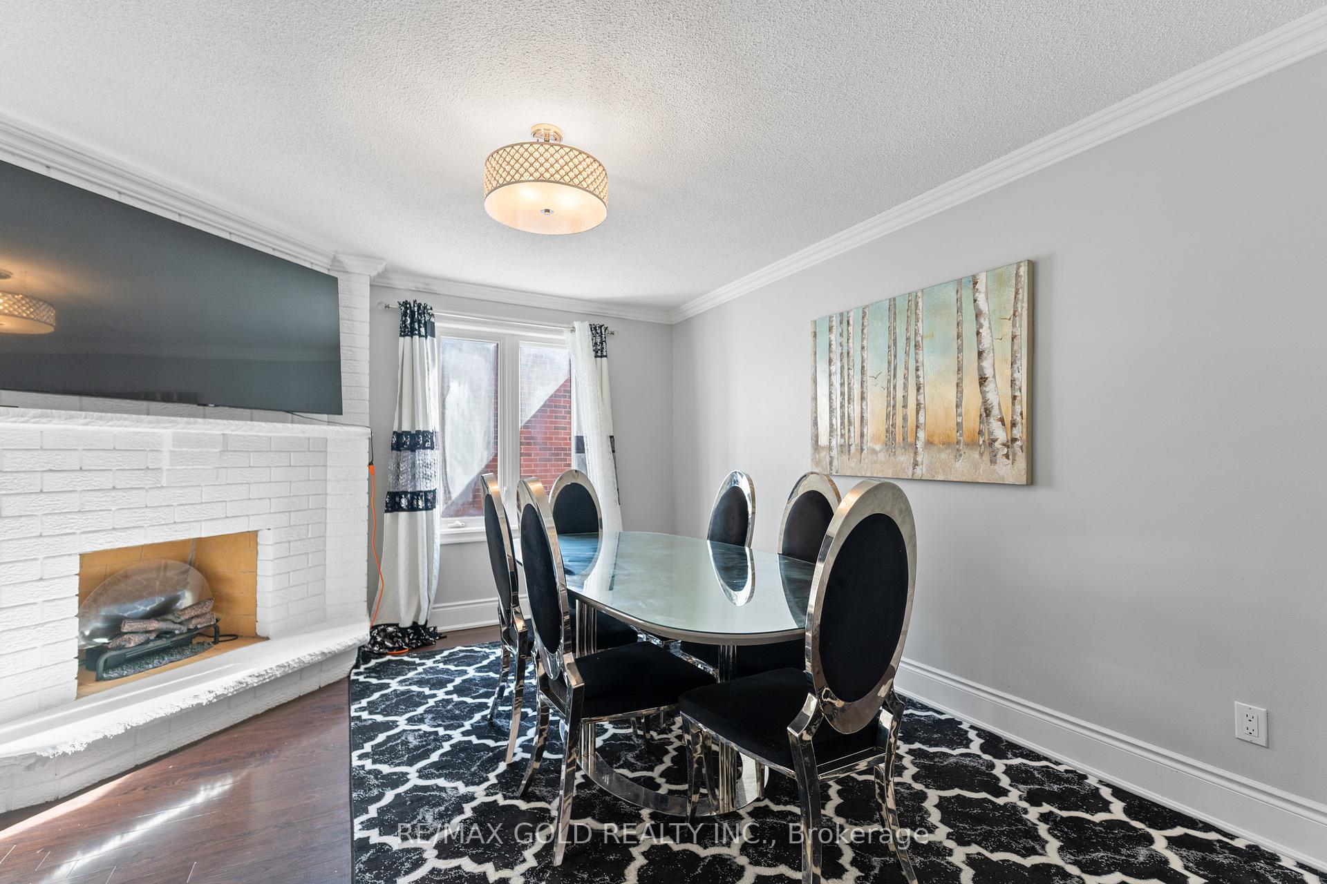 Photo 13 of 115 Misty Meadow Drive, Vaughan, East Woodbridge — HOMEH
