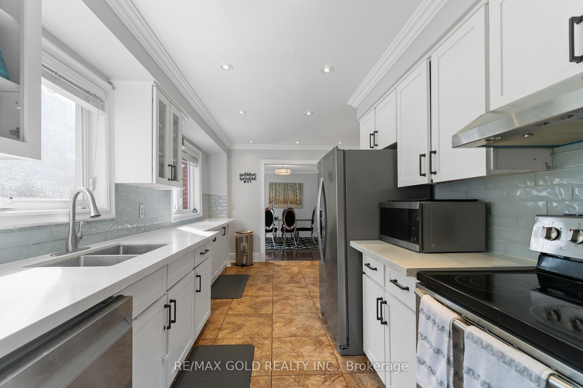 Photo 15 of 115 Misty Meadow Drive, Vaughan, East Woodbridge — HOMEH