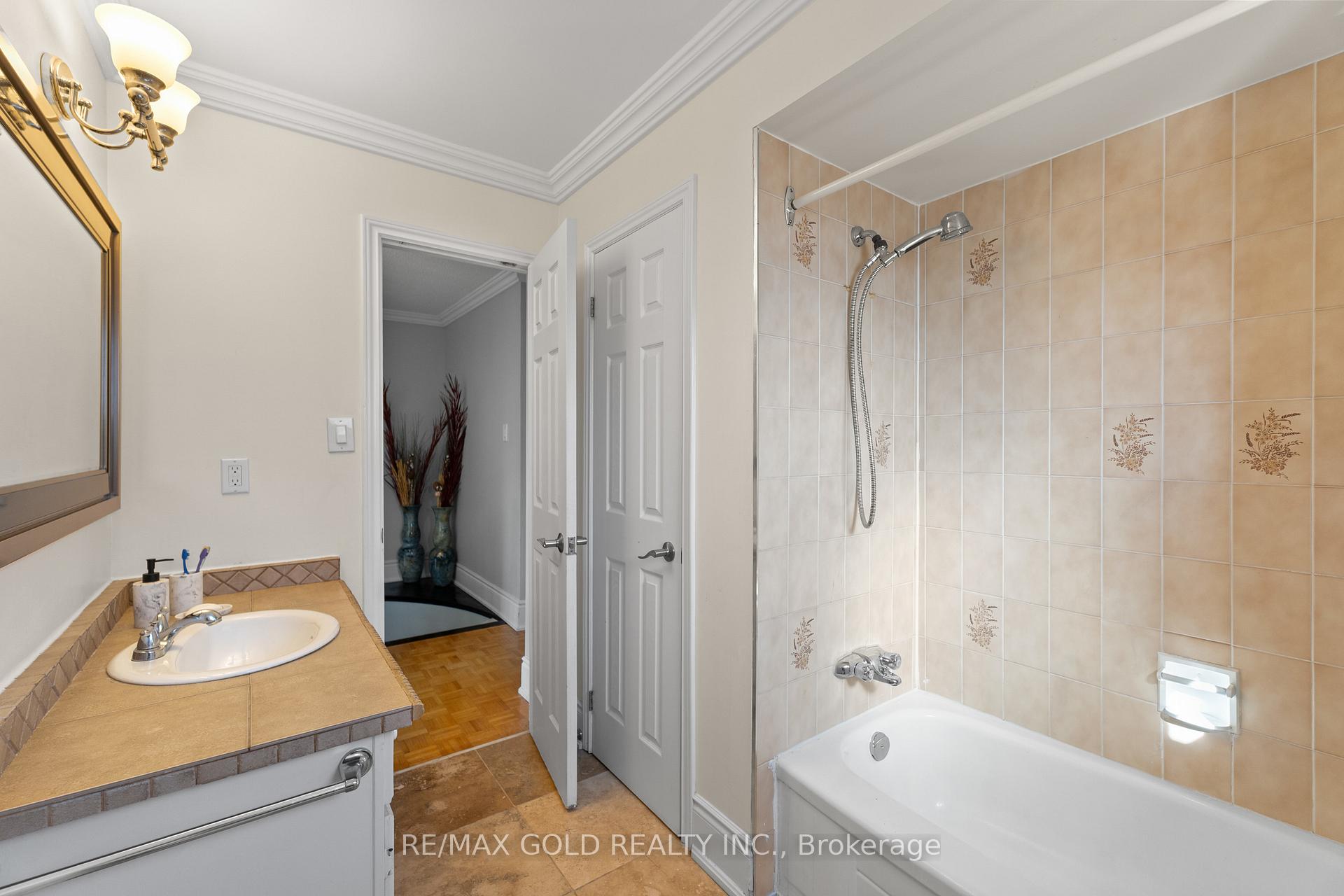 Photo 29 of 115 Misty Meadow Drive, Vaughan, East Woodbridge — HOMEH