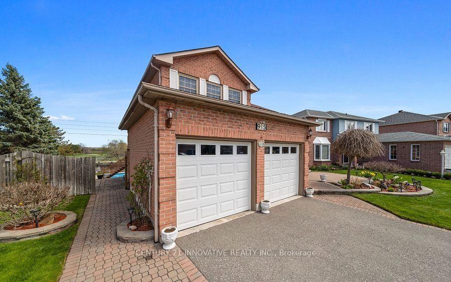 Photo 3 of 915 Catskill Drive E, Oshawa, Northglen — HOMEH