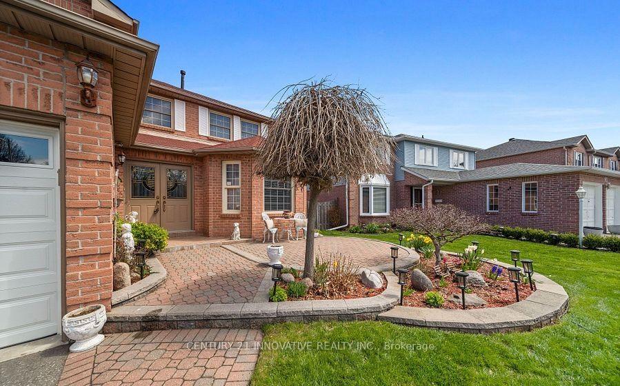 Photo 4 of 915 Catskill Drive E, Oshawa, Northglen — HOMEH