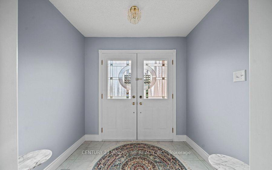 Photo 7 of 915 Catskill Drive E, Oshawa, Northglen — HOMEH
