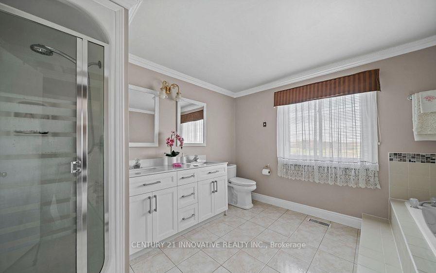 Photo 21 of 915 Catskill Drive E, Oshawa, Northglen — HOMEH