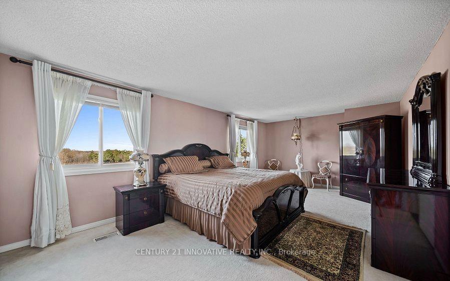 Photo 32 of 915 Catskill Drive E, Oshawa, Northglen — HOMEH
