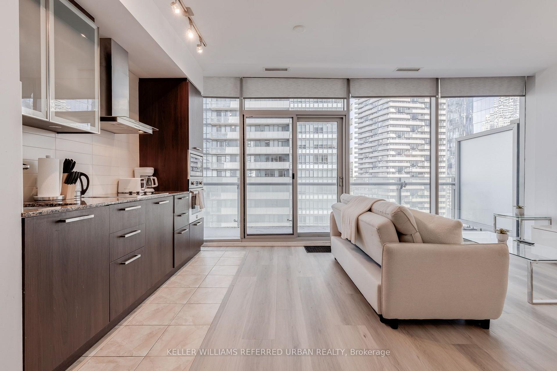 Photo of Unit 1812, 14 York Street