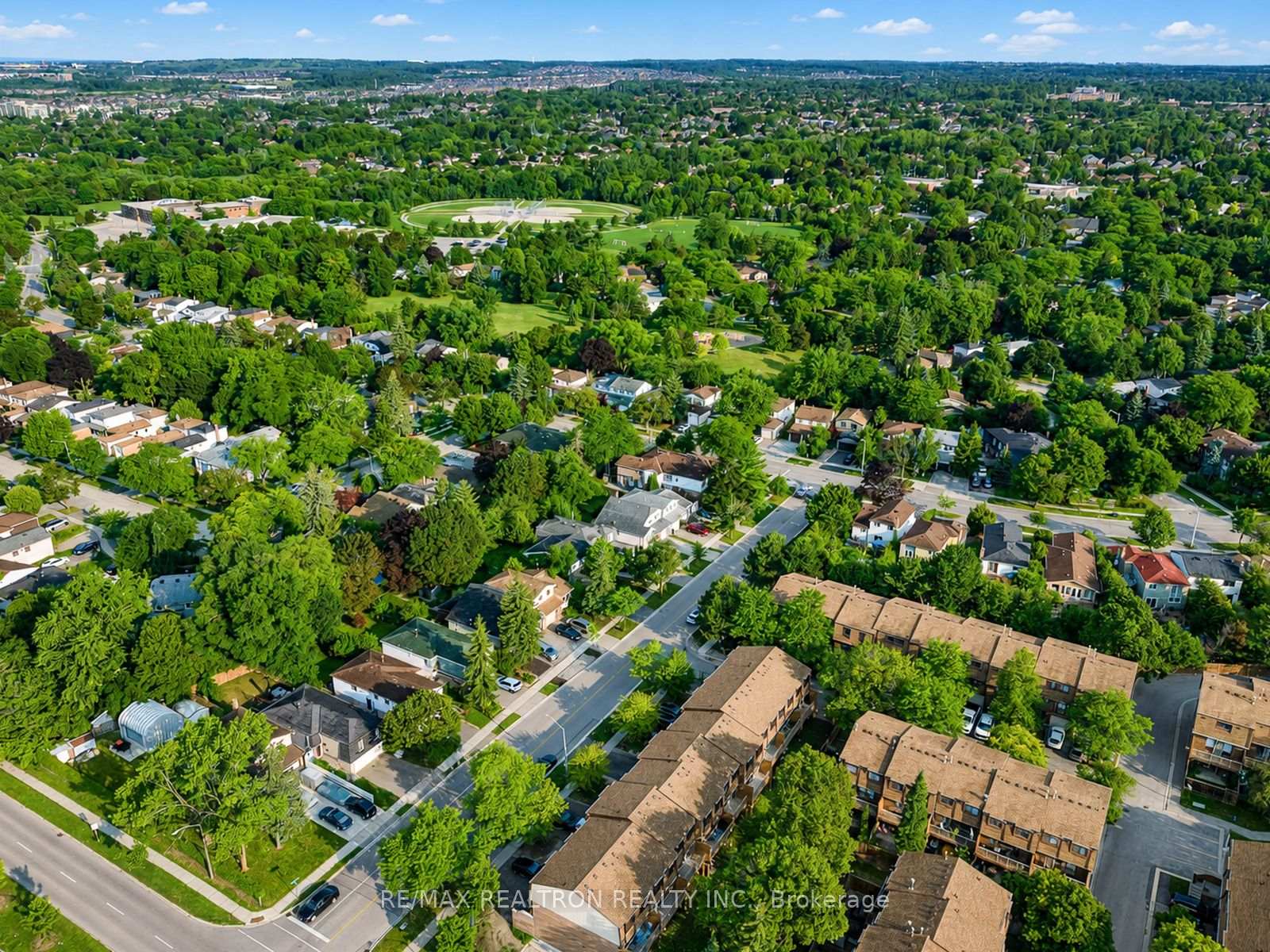 Photo 23 of Unit 3, 11 Plaisance Road, Richmond Hill, North Richvale — HOMEH