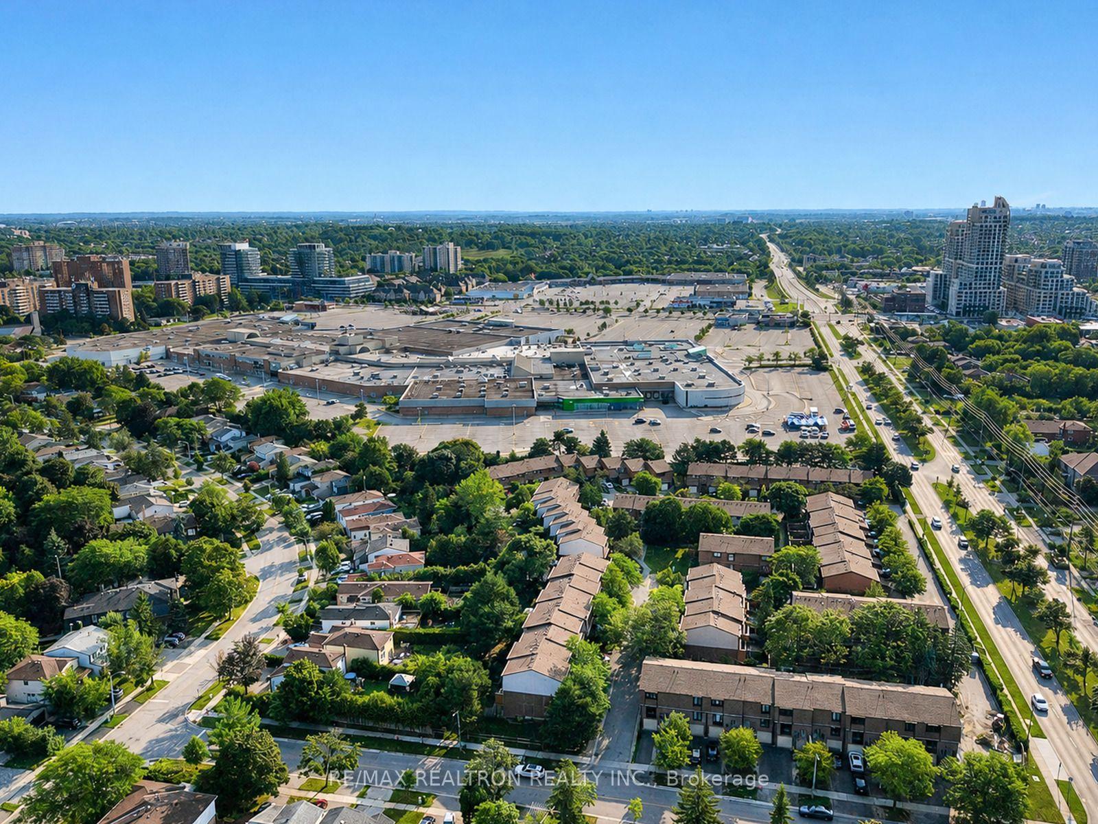 Photo 24 of Unit 3, 11 Plaisance Road, Richmond Hill, North Richvale — HOMEH