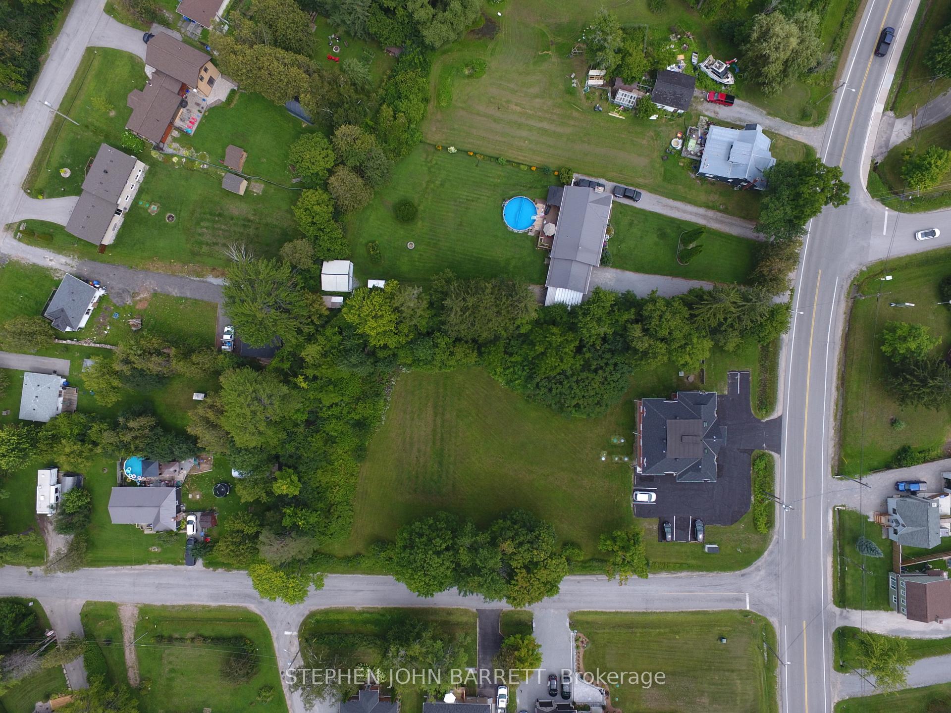 Photo 18 of 320 Pefferlaw Road, Georgina, Pefferlaw — HOMEH