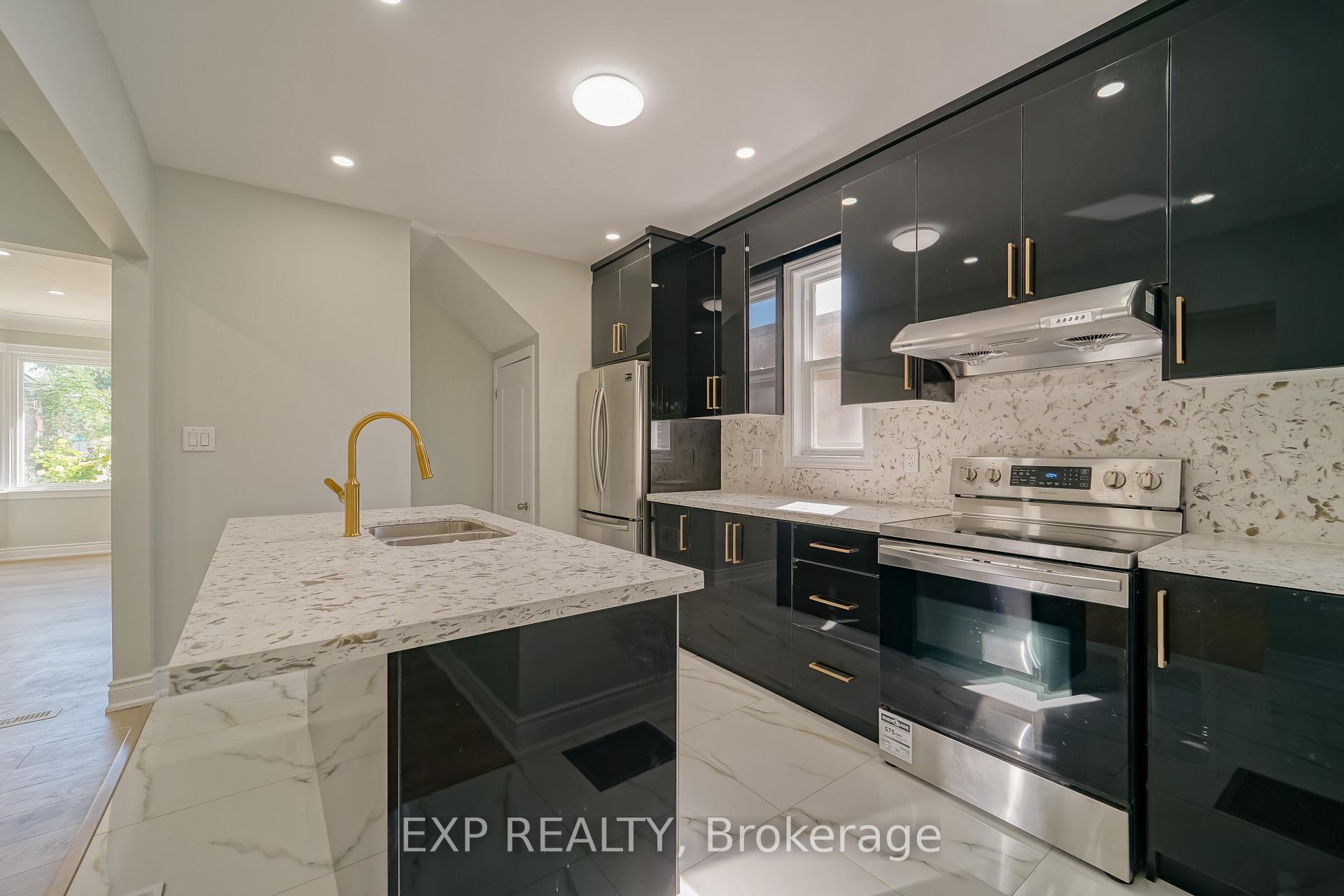 Photo 2 of Unit upstairs, 1509 Main Street, Hamilton, Homeside — HOMEH