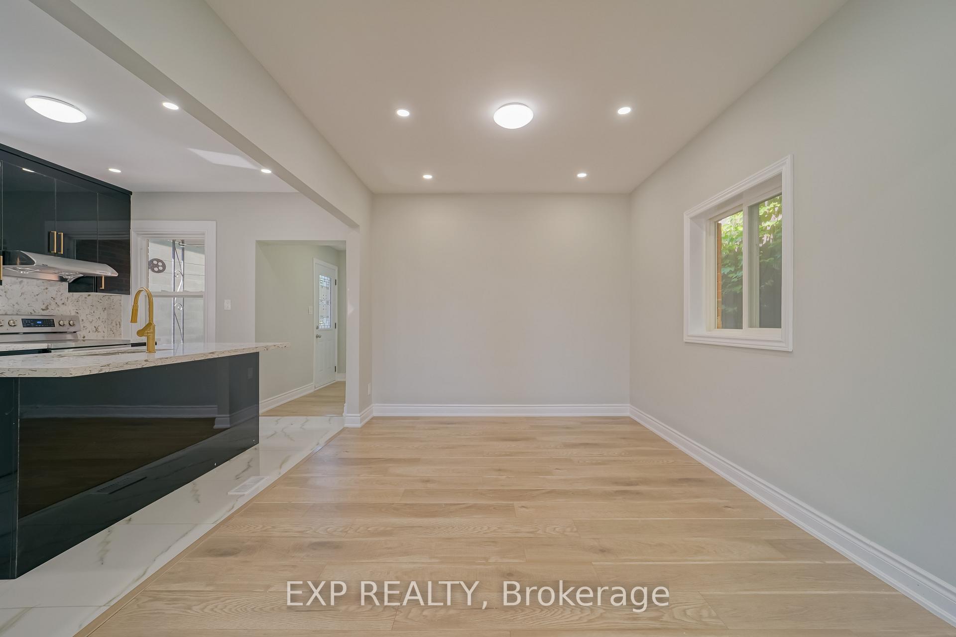 Photo 6 of Unit upstairs, 1509 Main Street, Hamilton, Homeside — HOMEH