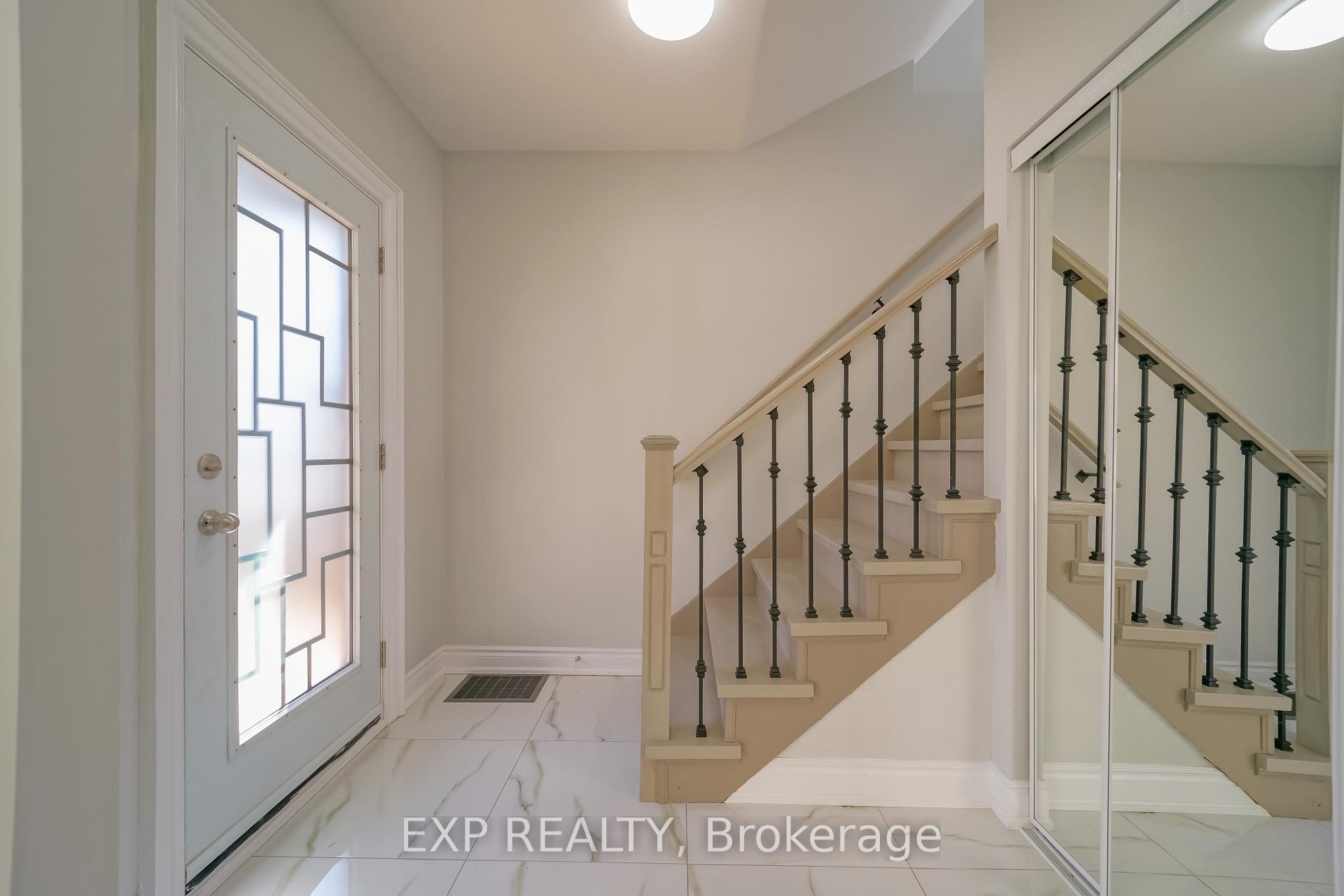Photo 10 of Unit upstairs, 1509 Main Street, Hamilton, Homeside — HOMEH