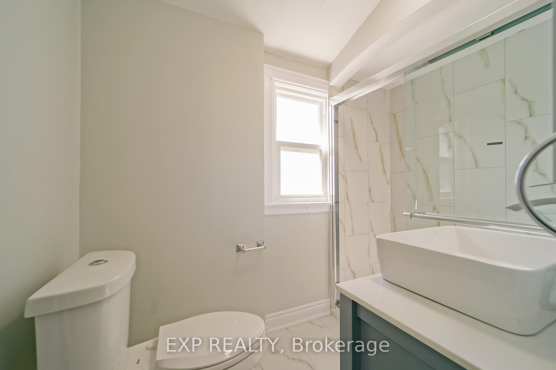 Photo 20 of Unit upstairs, 1509 Main Street, Hamilton, Homeside — HOMEH