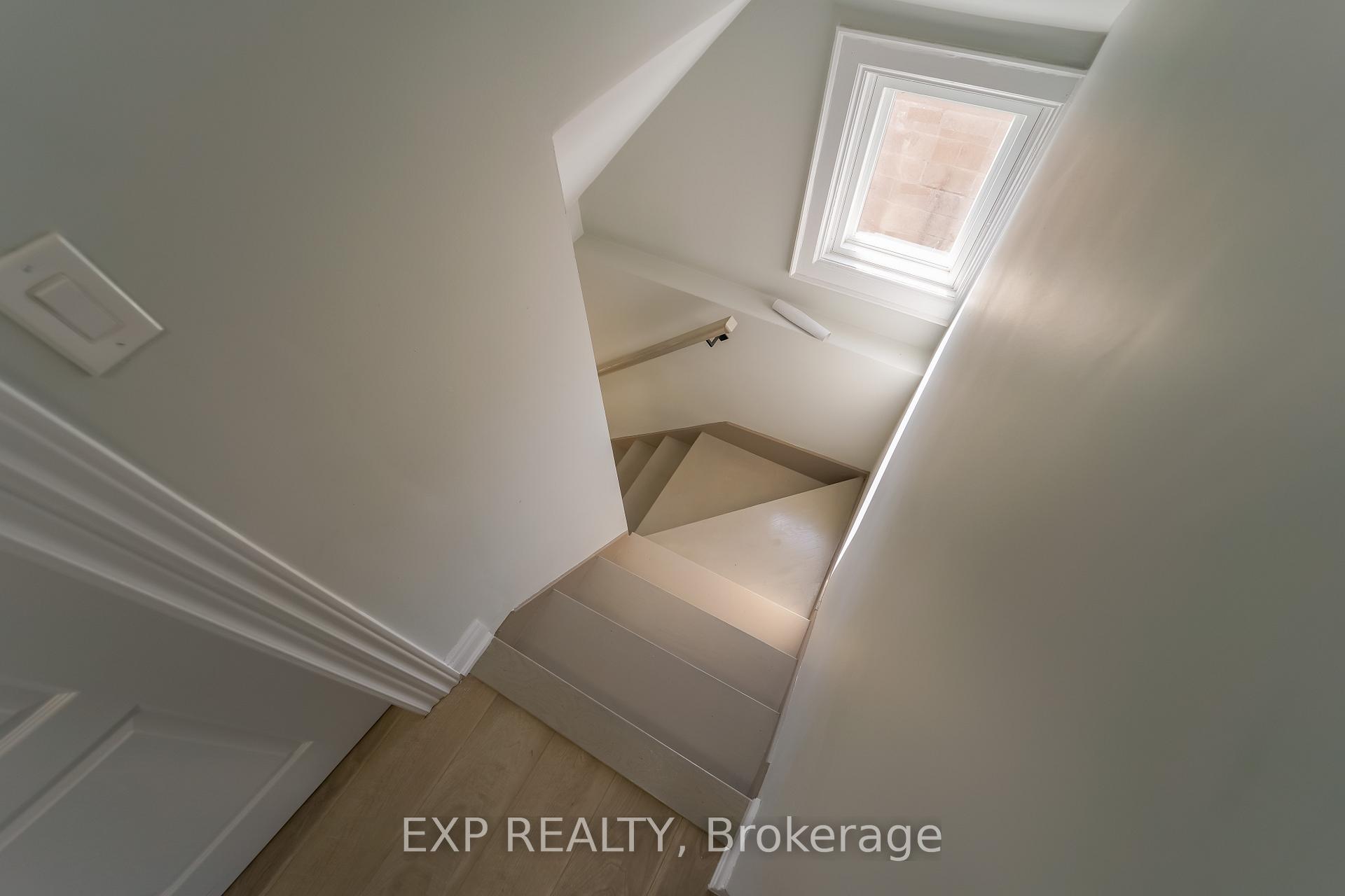 Photo 22 of Unit upstairs, 1509 Main Street, Hamilton, Homeside — HOMEH