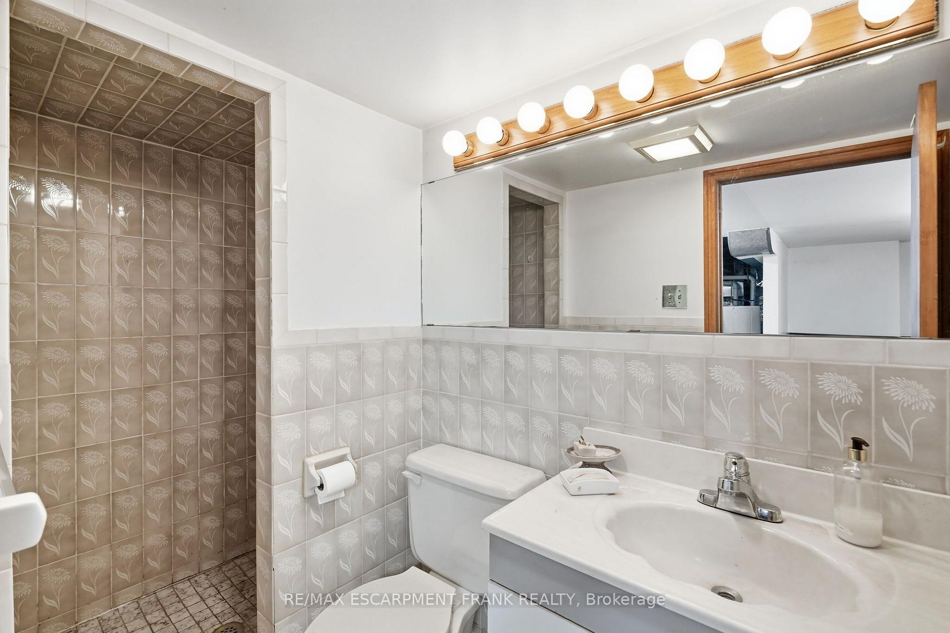 Photo 33 of 76 Orphir Road, Hamilton, Corman — HOMEH