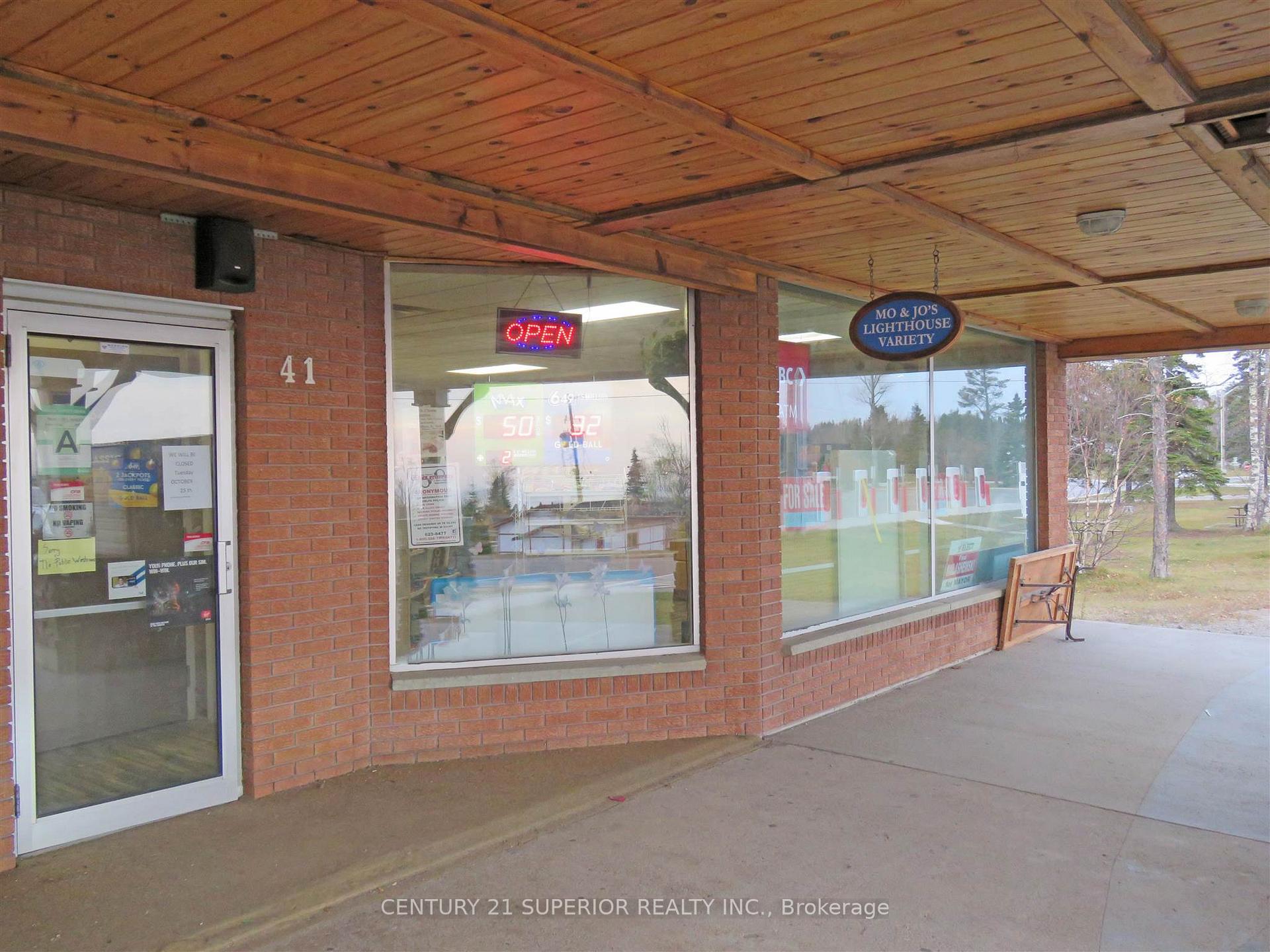 Photo 2 of 41 Simcoe Plaza, Terrace Bay — HOMEH