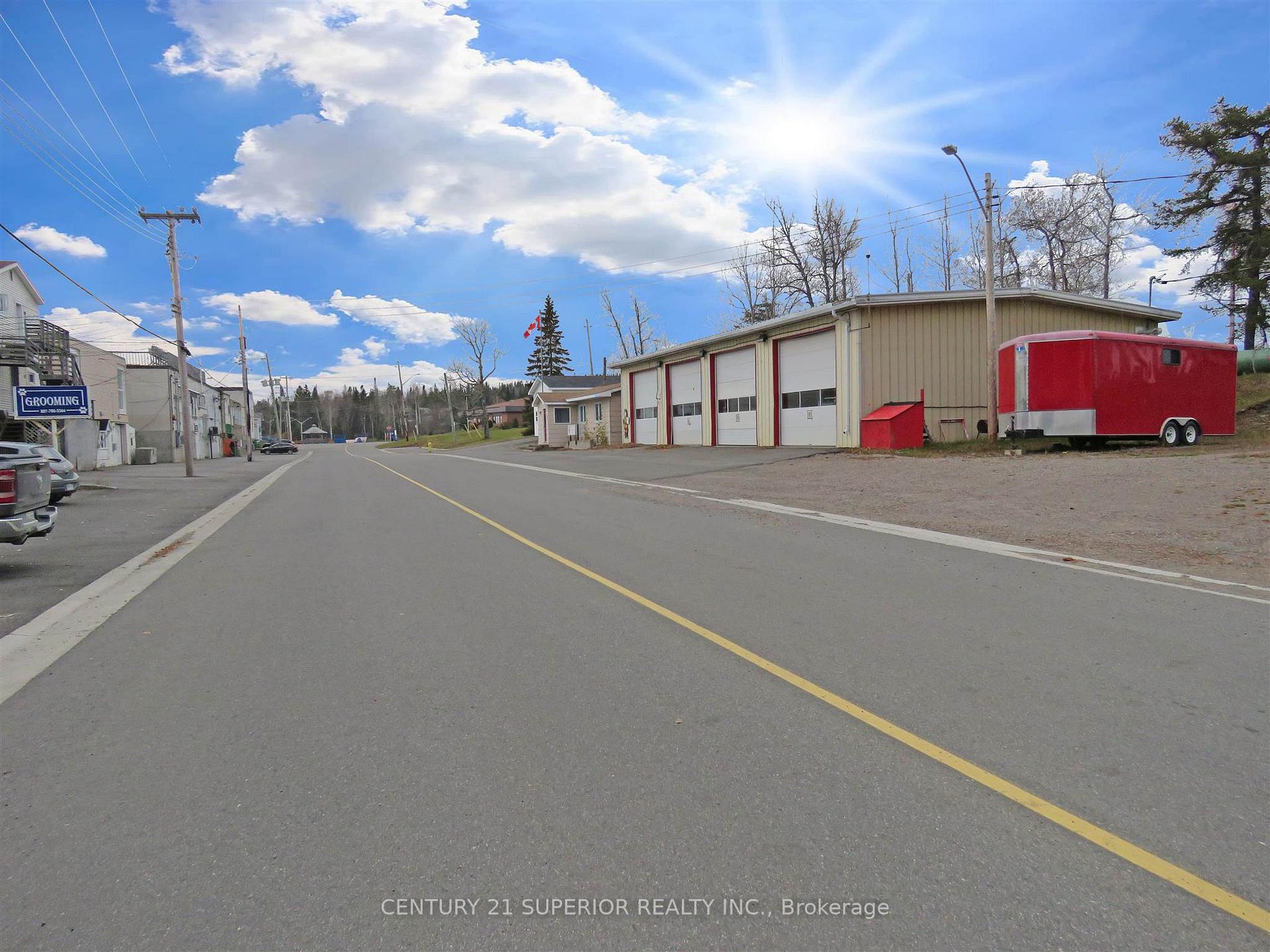 Photo 35 of 41 Simcoe Plaza, Terrace Bay — HOMEH