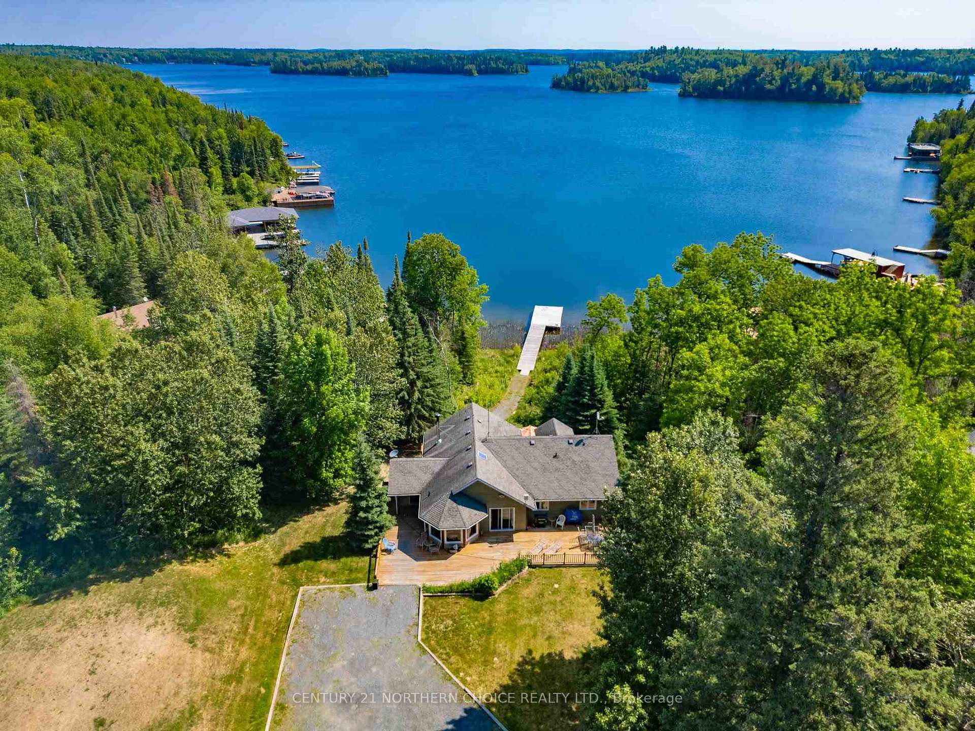 Front of 2-35 Poplar Bay