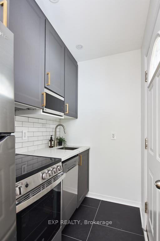 Photo 6 of Unit C, 331 Catherine Street, Ottawa, Ottawa Centre — HOMEH
