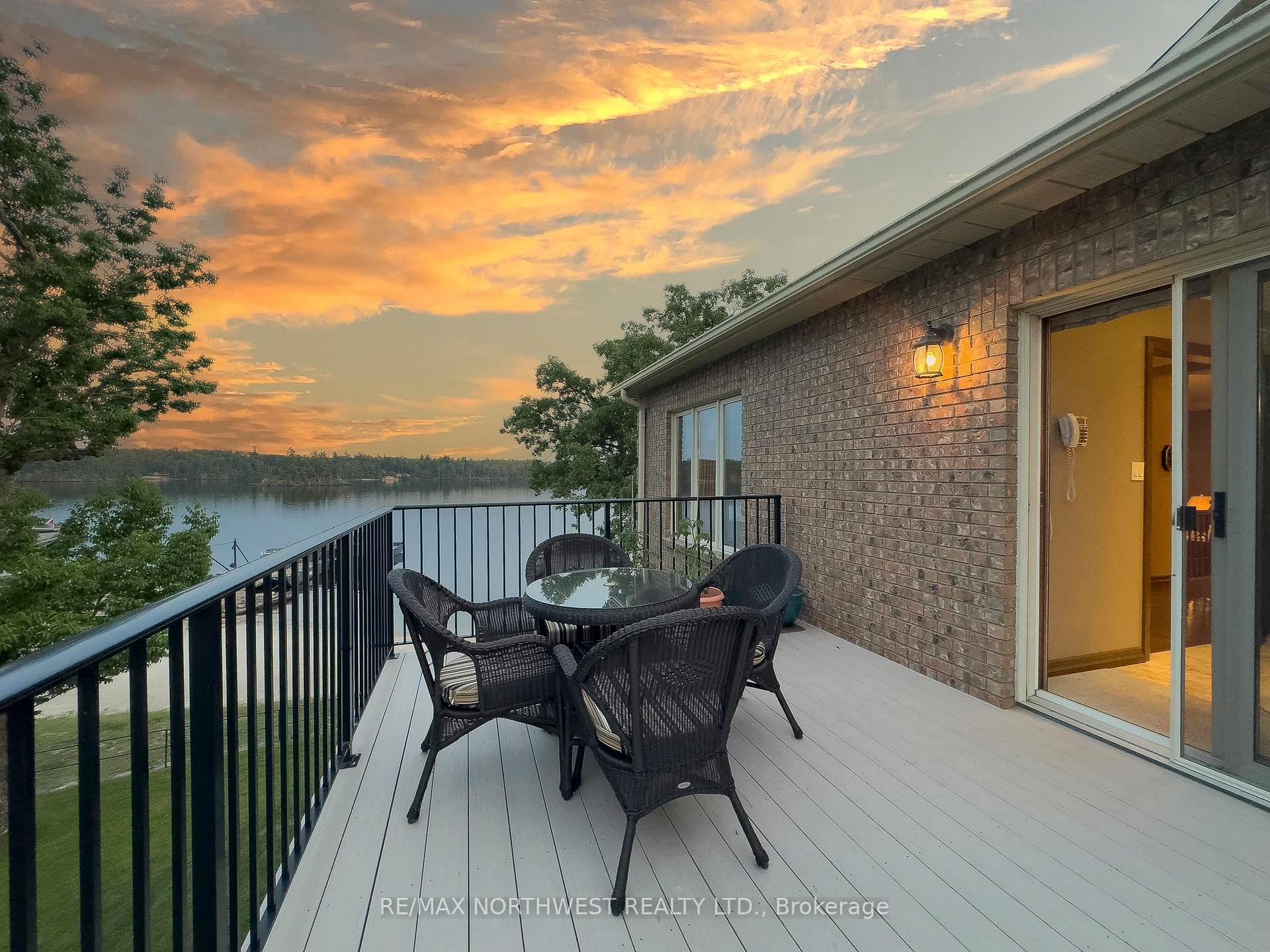 Photo 16 of 110 Lakeside Crescent, Kenora, Lakeside — HOMEH