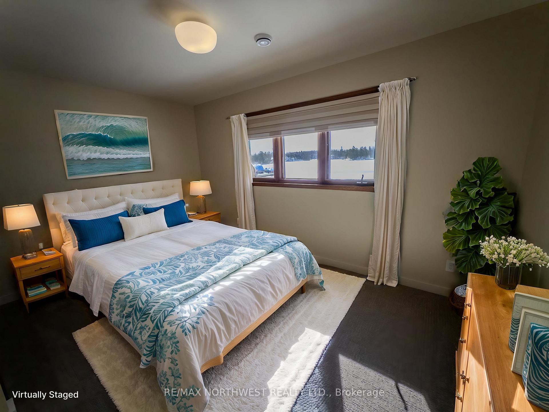 Photo 36 of 110 Lakeside Crescent, Kenora, Lakeside — HOMEH