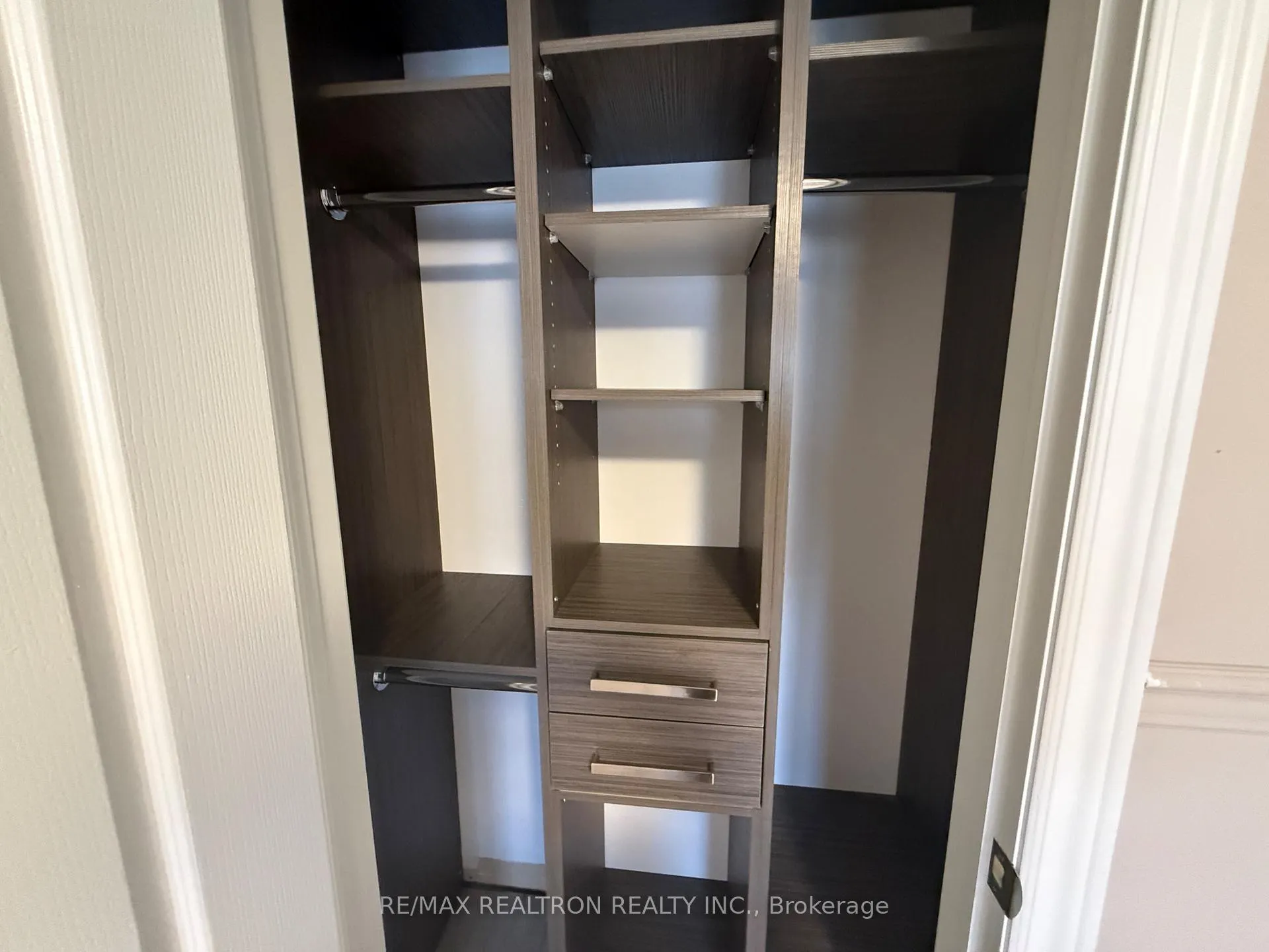 Photo 21 of 25 Kingsbridge Circle, Vaughan, Beverley Glen — HOMEH
