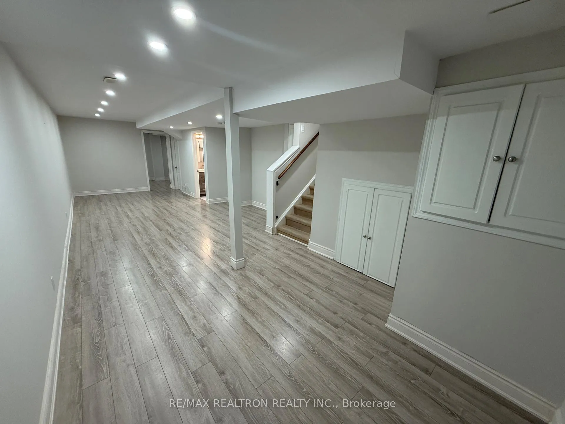 Photo 26 of 25 Kingsbridge Circle, Vaughan, Beverley Glen — HOMEH