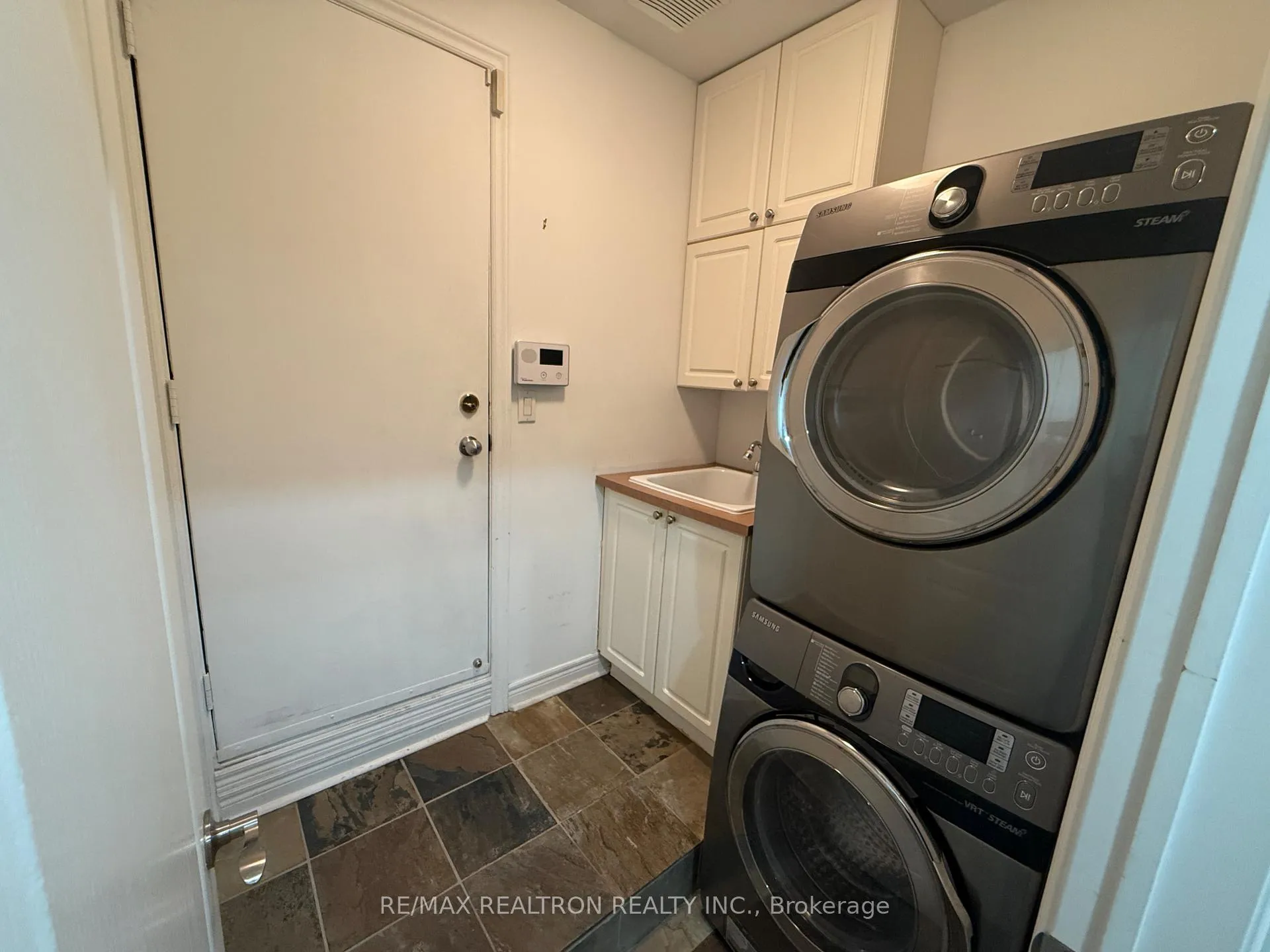 Photo 27 of 25 Kingsbridge Circle, Vaughan, Beverley Glen — HOMEH