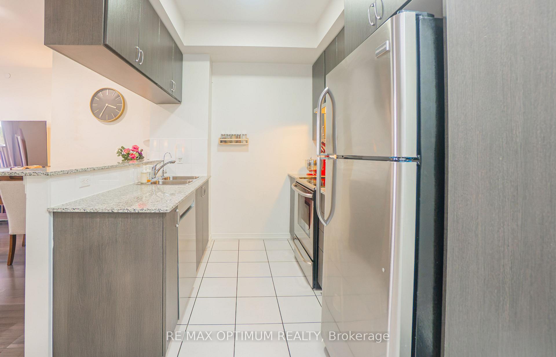 Photo 13 of Unit 315, 50 Sky Harbour Drive, Brampton, Bram West — HOMEH