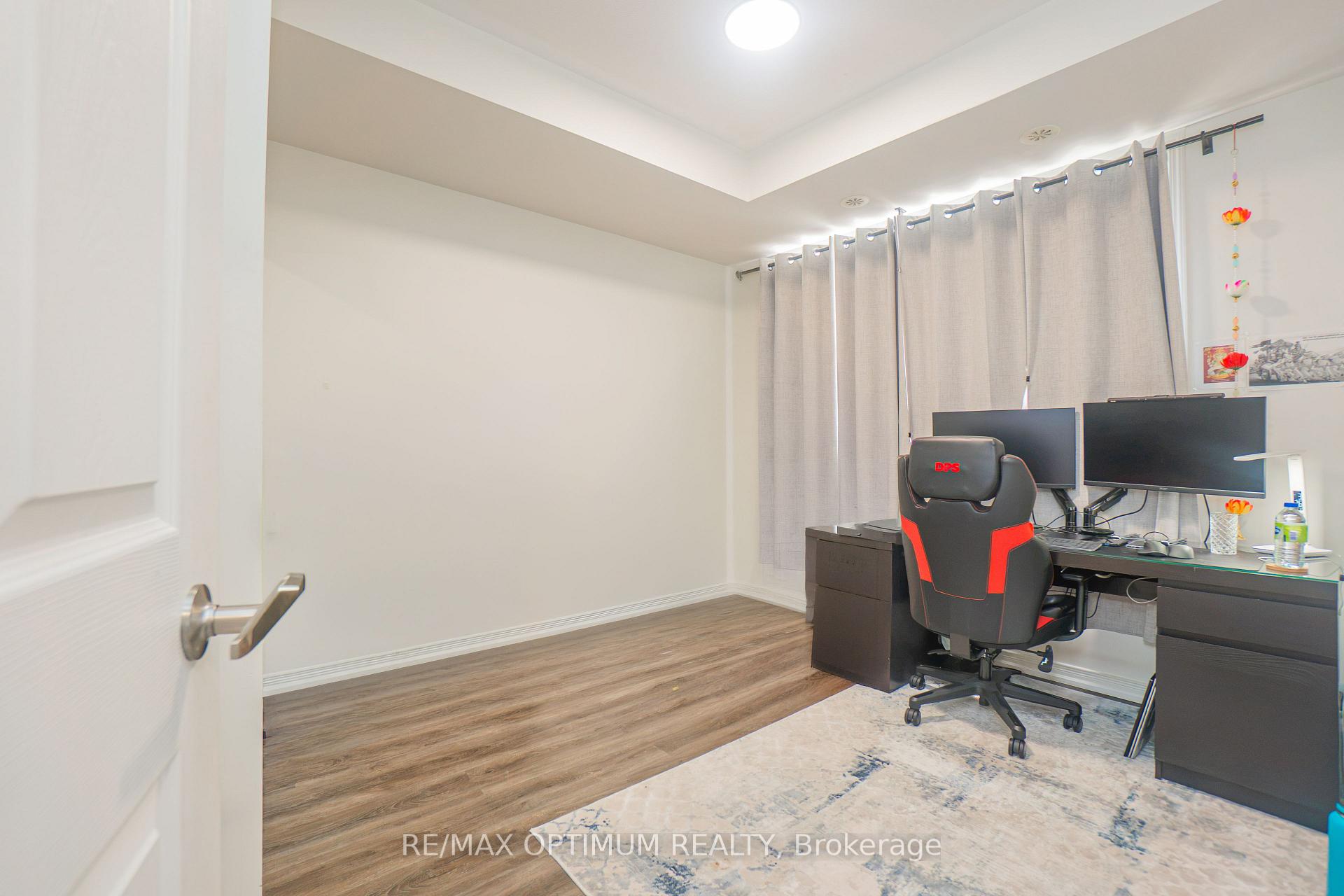 Photo 18 of Unit 315, 50 Sky Harbour Drive, Brampton, Bram West — HOMEH