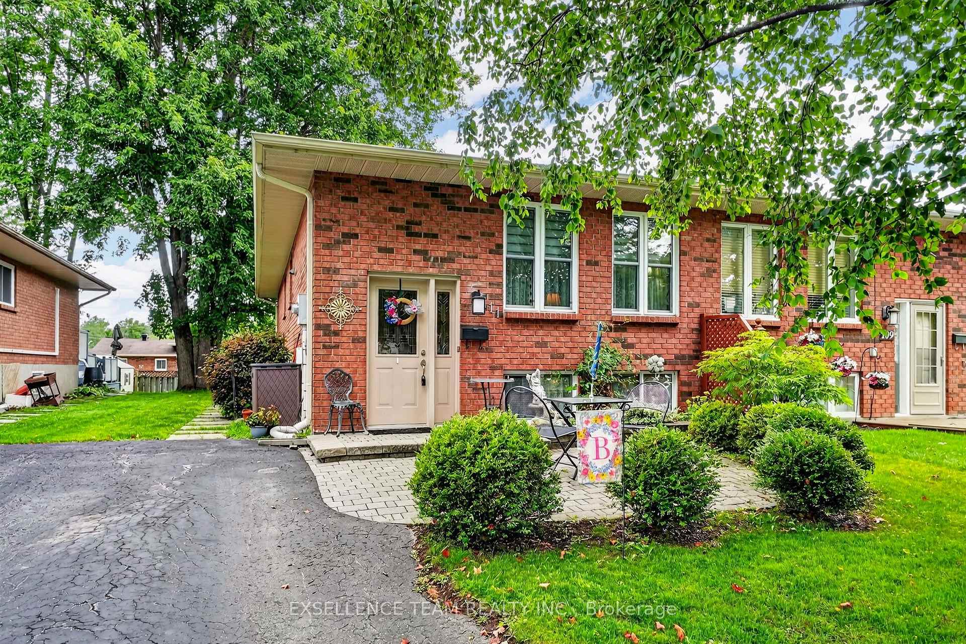 Photo 1 of 111 Glen Oaks Court, Cornwall, Cornwall — HOMEH