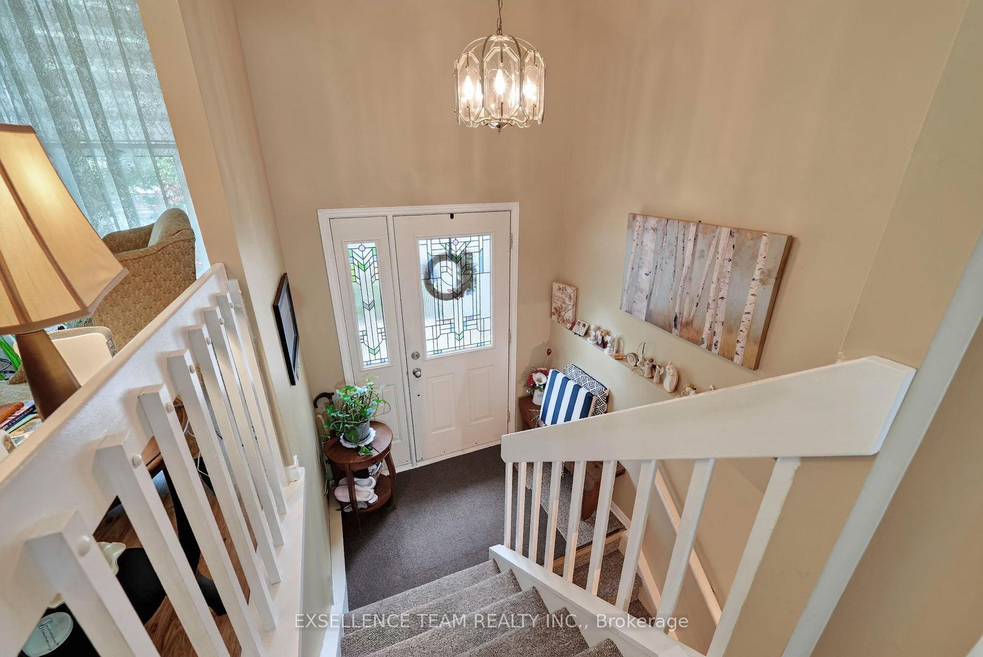 Photo 3 of 111 Glen Oaks Court, Cornwall, Cornwall — HOMEH